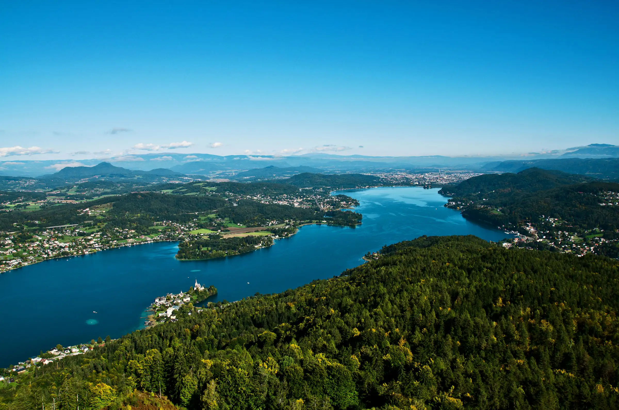 Kärnten, Wörthersee bei Klagenfurt aus der Vogelperspektive