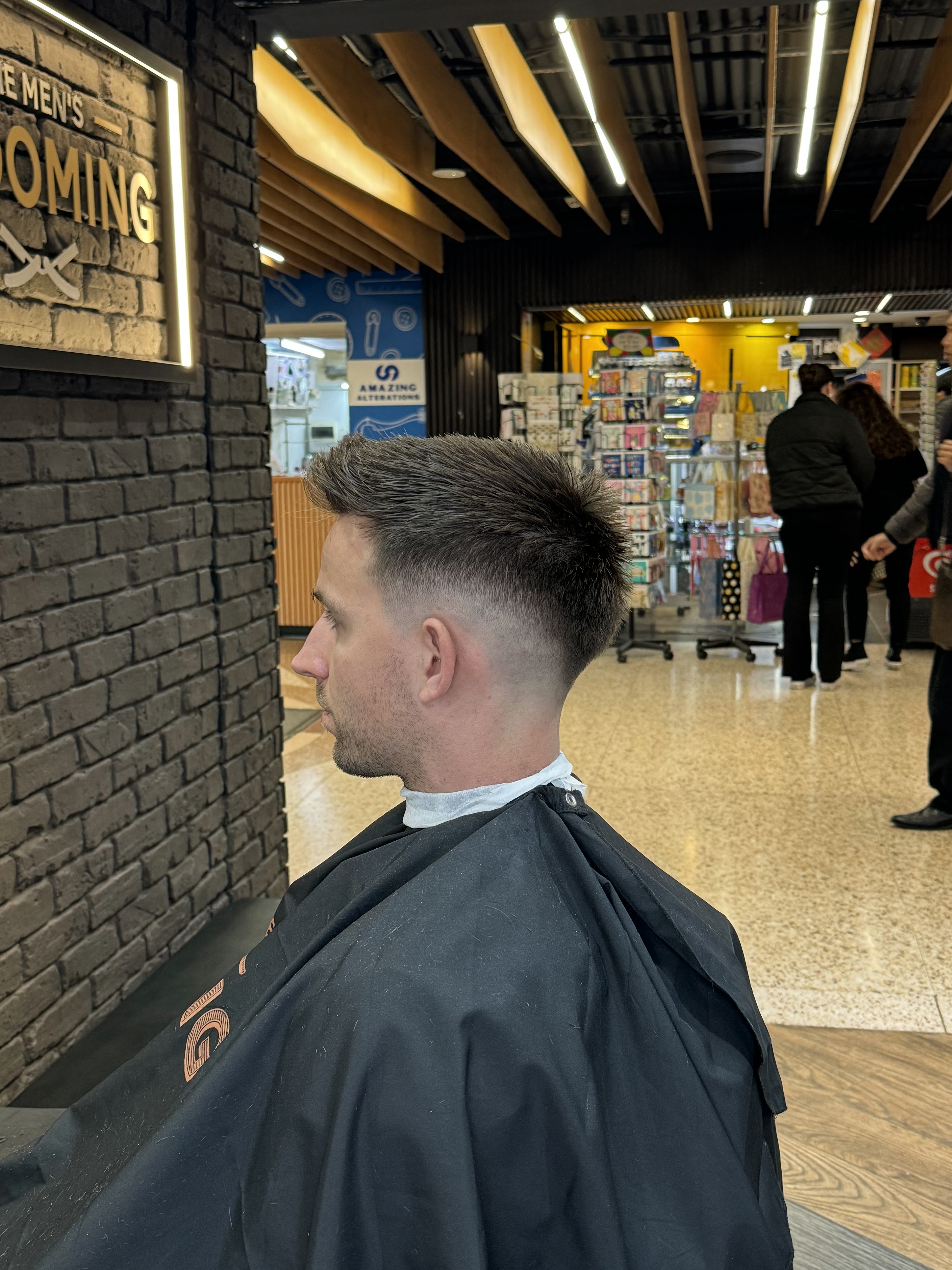 Barber in Stanhope Gardens