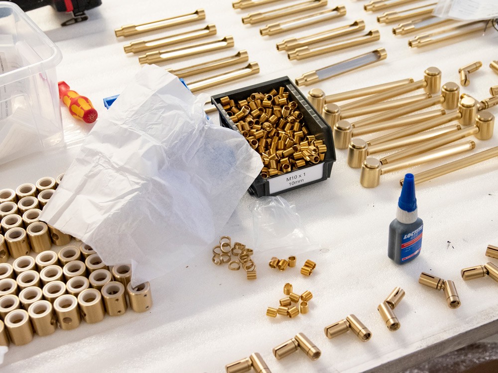 Leaf lighting installation manufacturing