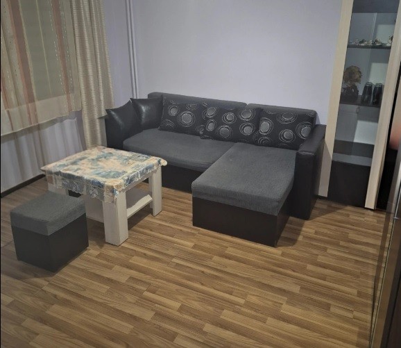 Хол от двустаен апартамент за продажба в Дружба 1 град Русе