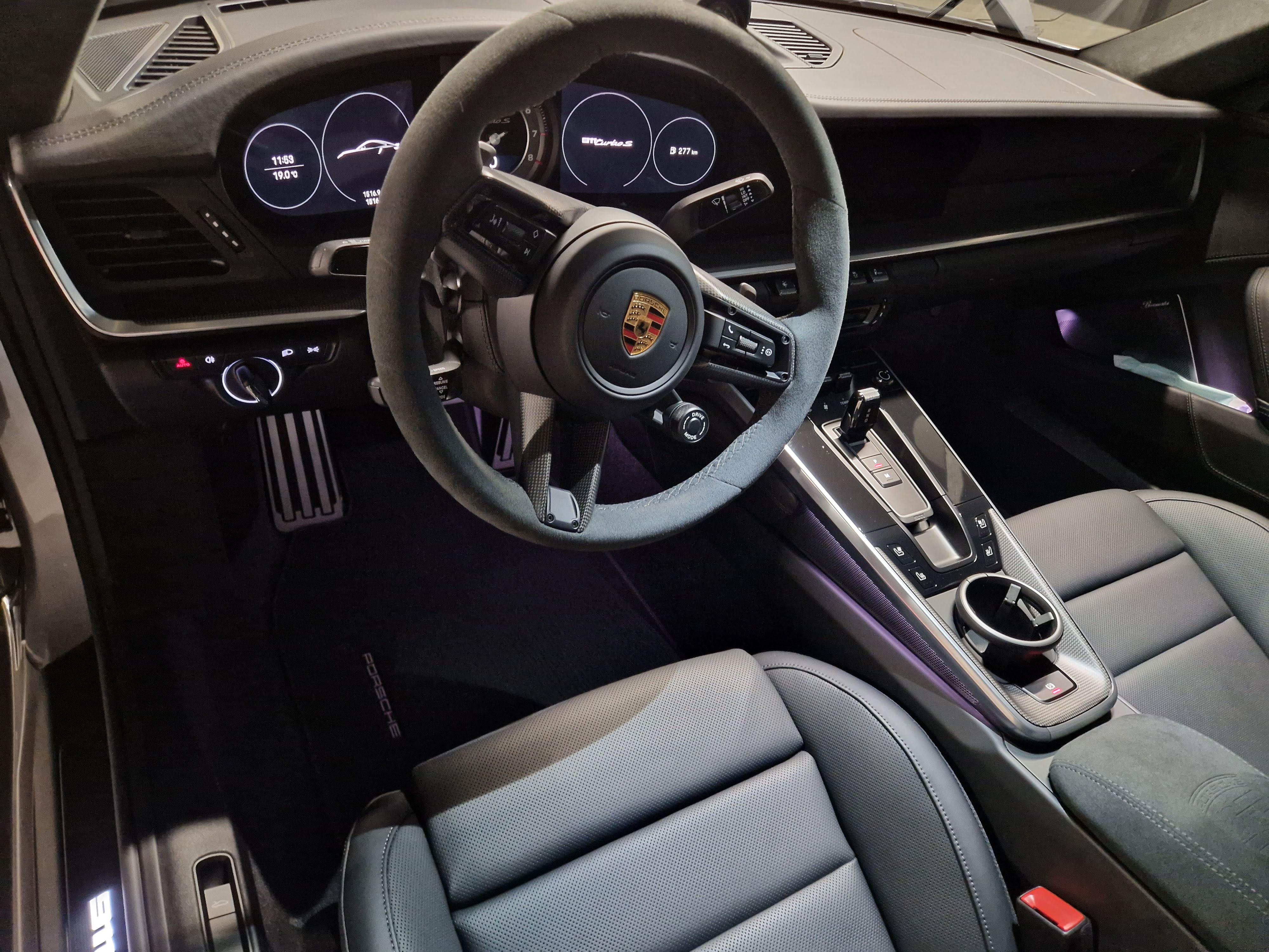 Mobile Autoreinigung – effektive Geruchsentfernung für frisches Interieur und angenehme Fahrzeuginnenraum-Atmosphäre