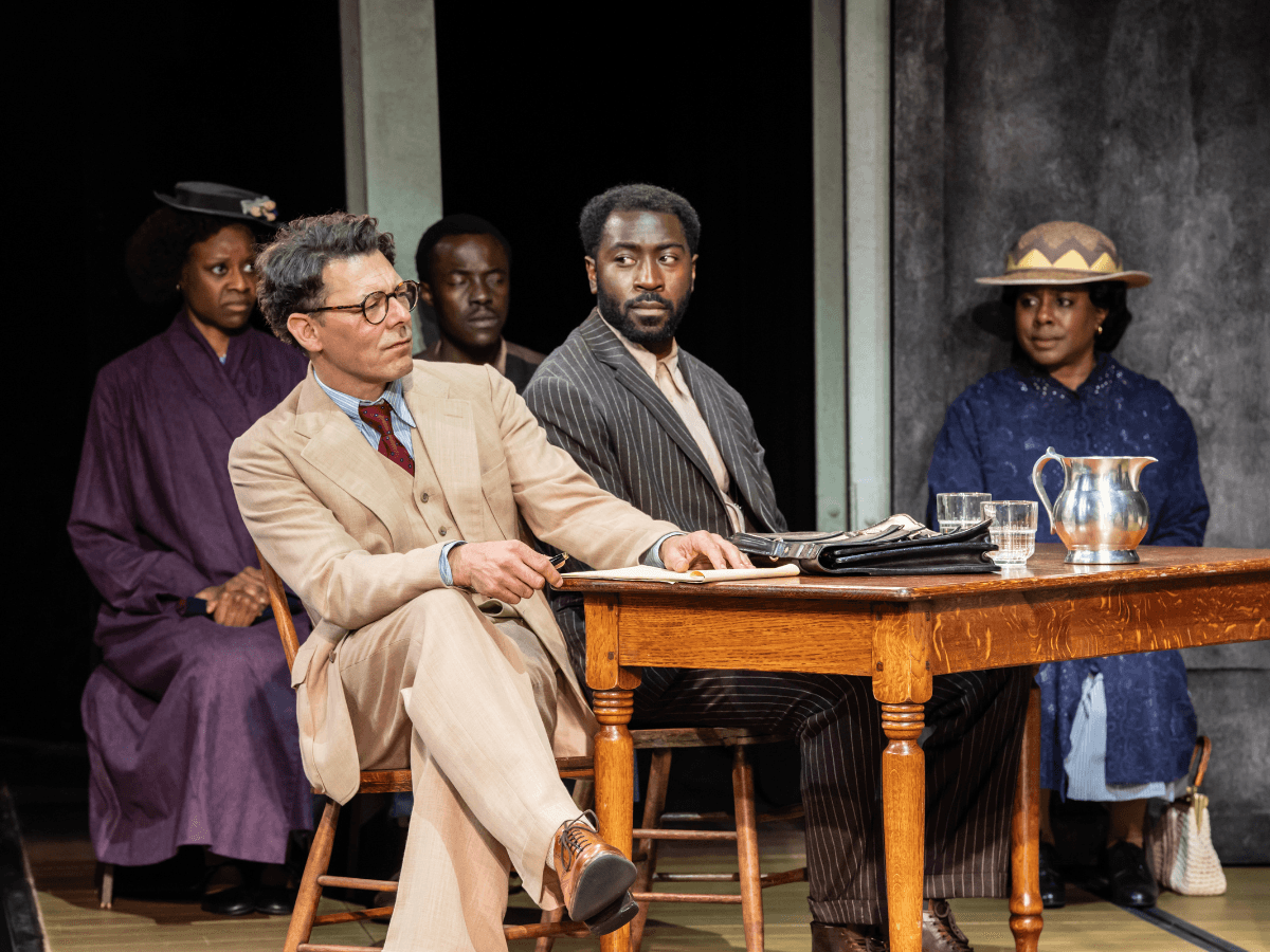 Richard Coyle como Atticus Finch en "Matar a un ruiseñor" de Aaron Sorkin