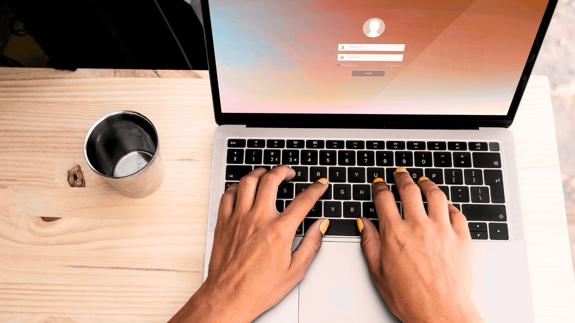 man-boxes-phone-call-e-commerce-logistics