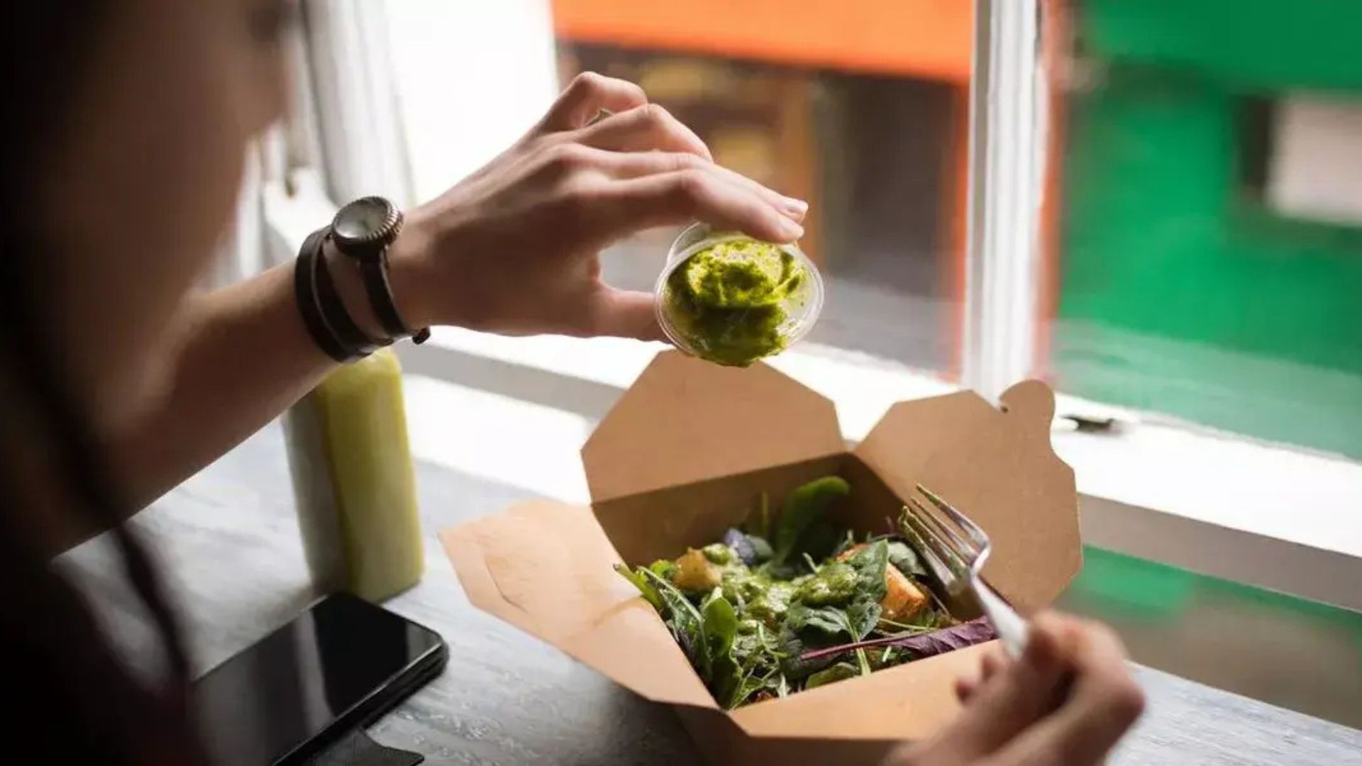 Stakeholders invisíveis: o que aprendemos ao criar embalagens retornáveis para o e-commerce