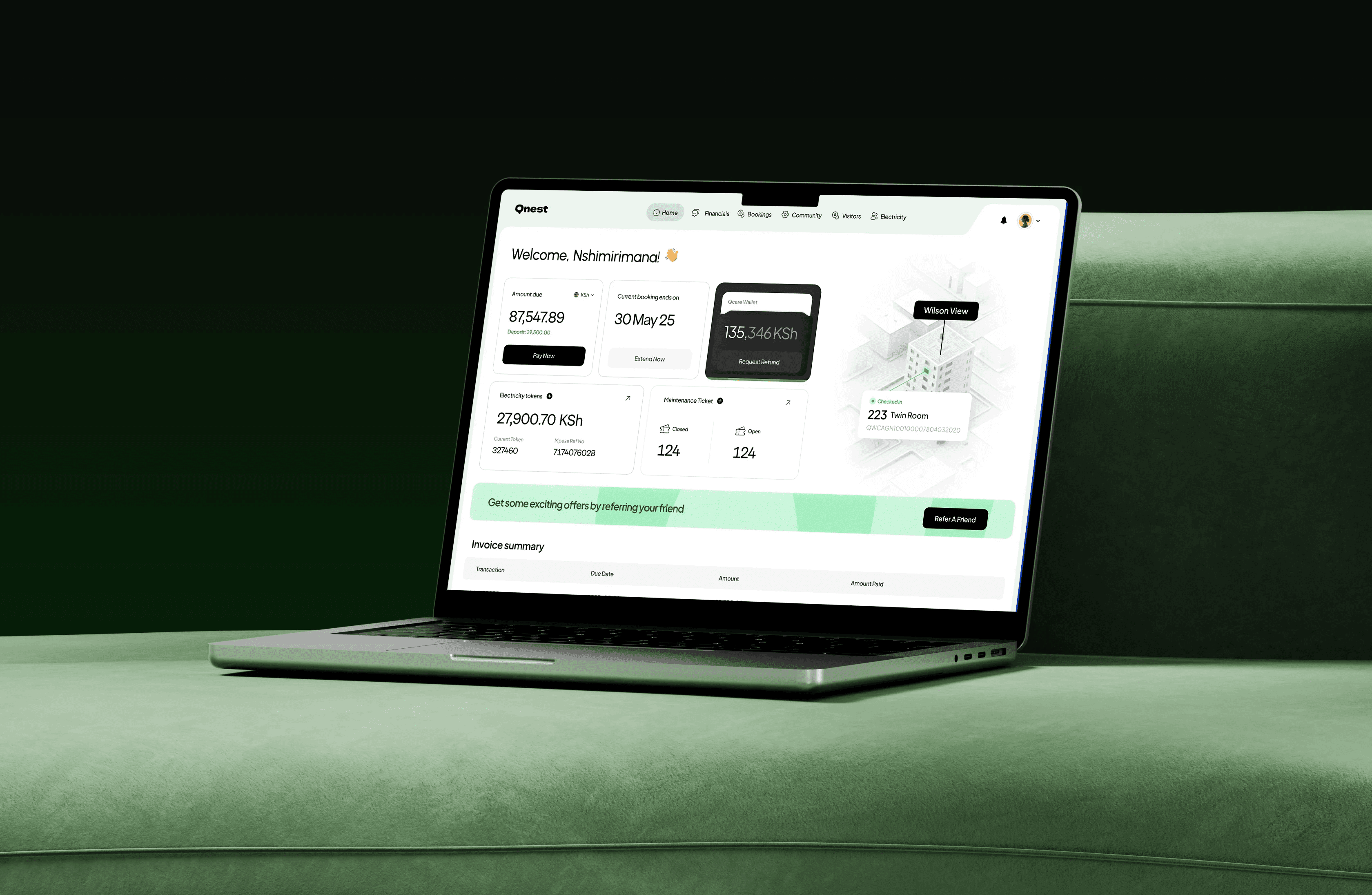 Entrepreneurs engaging in a lively discussion during a Bizz Buzz networking event.