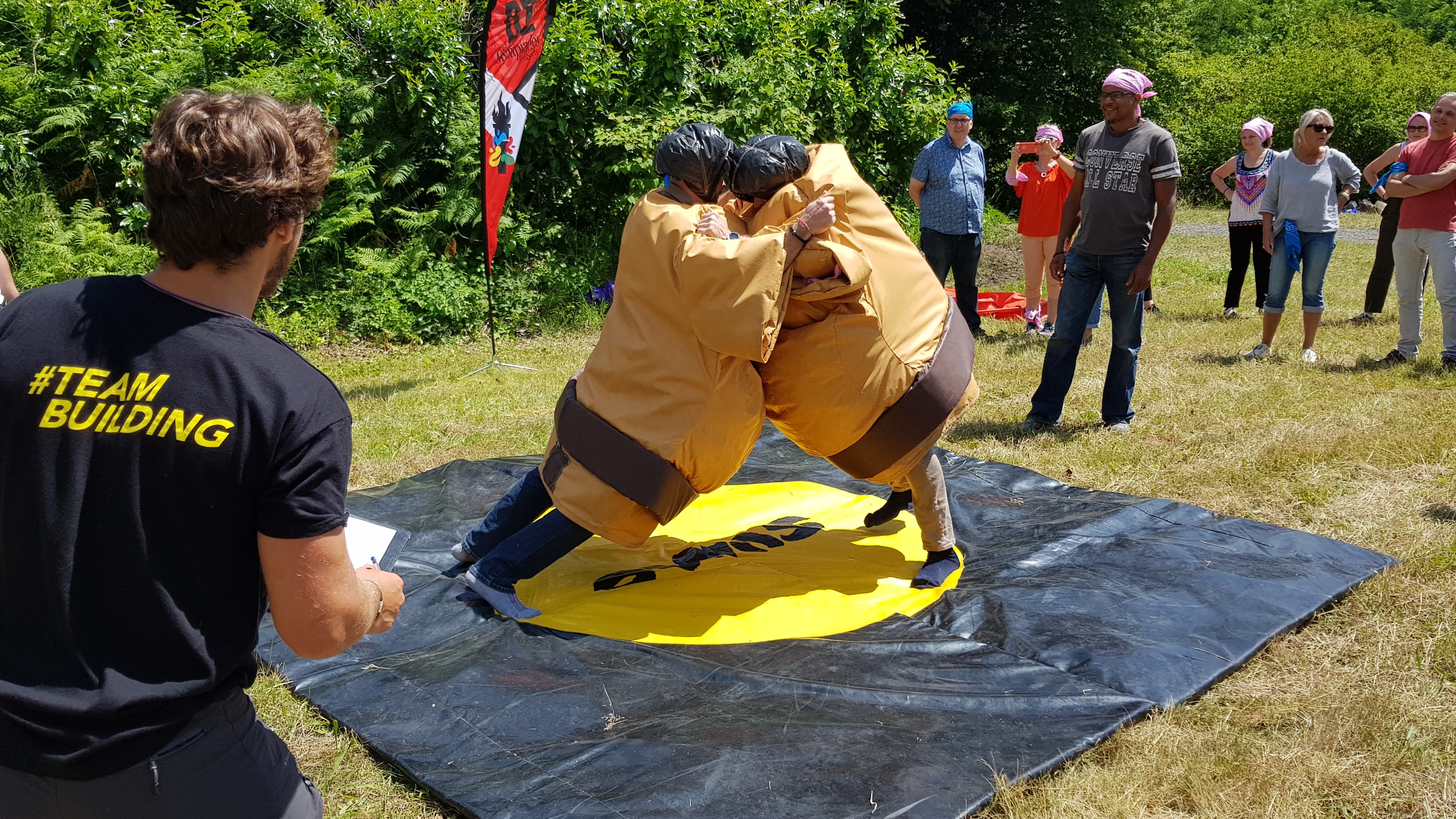 sumo the place to bee