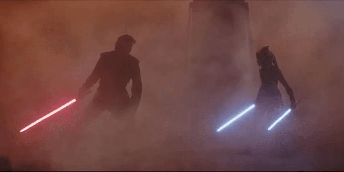 Two shadowy figures with a red lightsaber and two blue ligthsabers amidst a cloudy battlefied