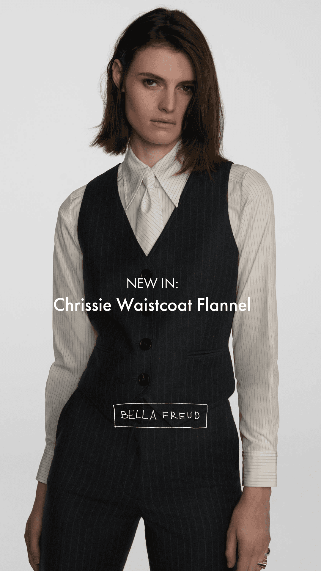 Stacked square glass jars filled with golden serum and bubbles, silver lids—luxury skincare packaging on a light background.