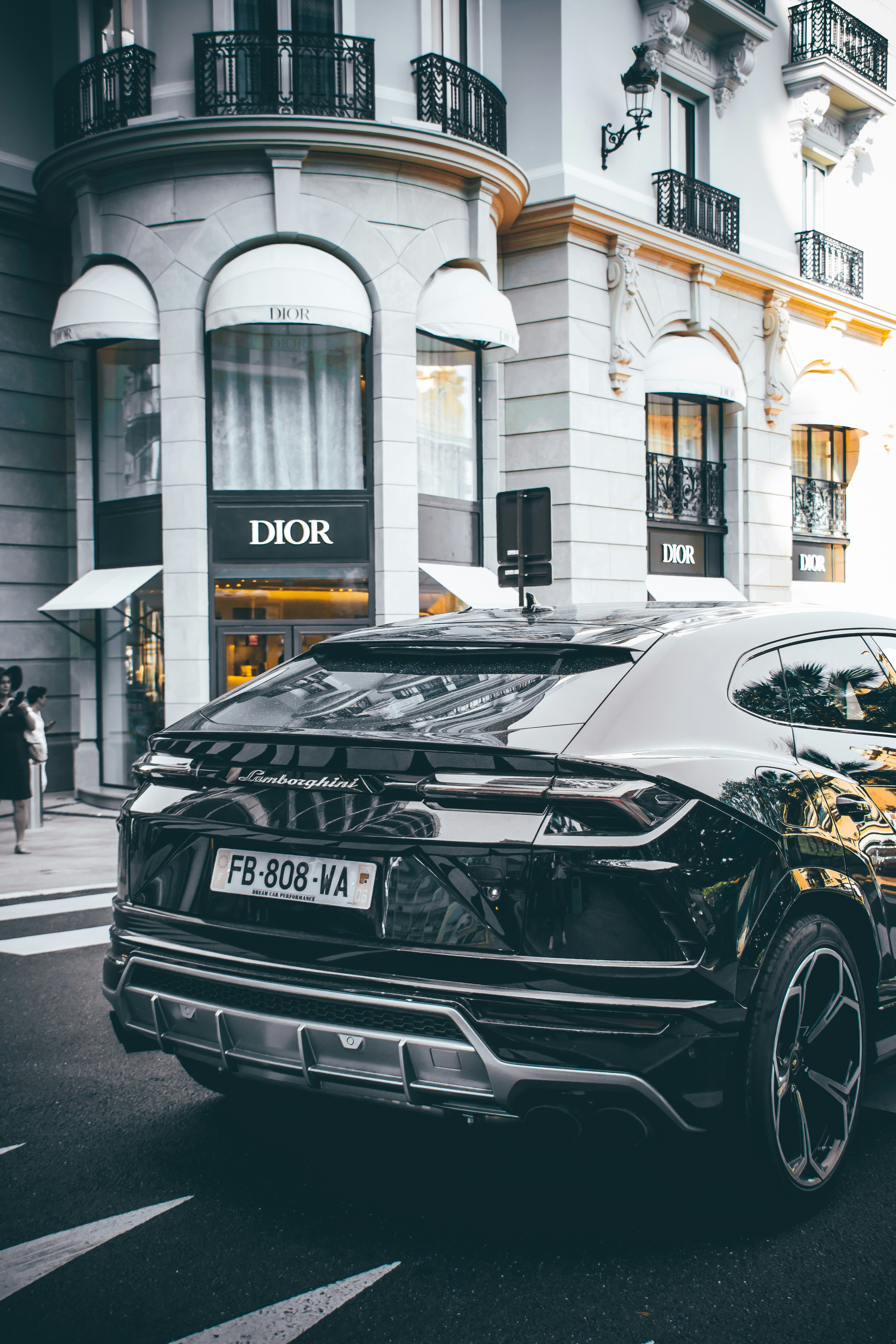 Luxery car in a shopping area