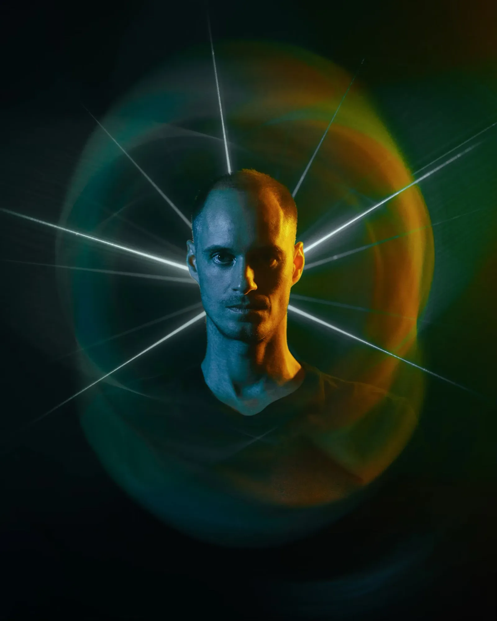 Vence DJ Headshots — project image 03 by Roman Olinchuk. 香港攝影、創意影像及視覺敘事作品。