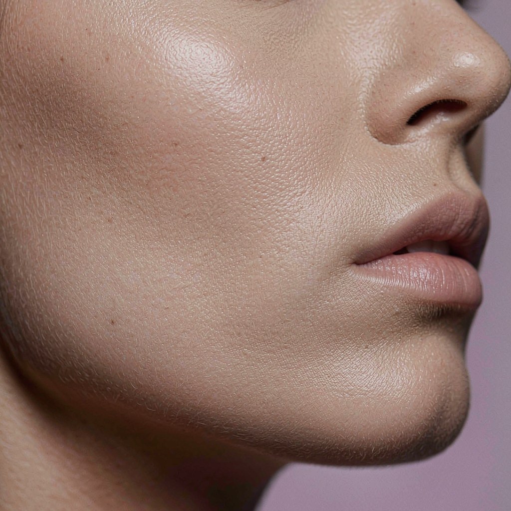 High-Coverage Compact Concealer Powder — on skin