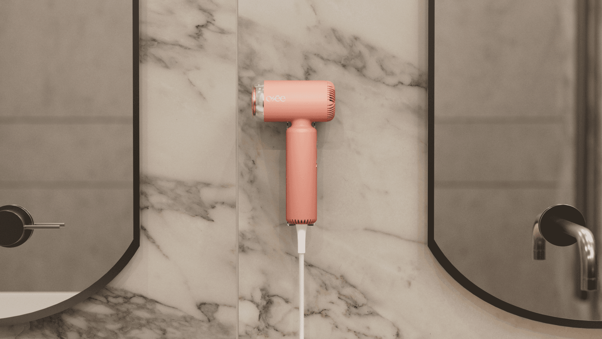 cosmetic spray bottle