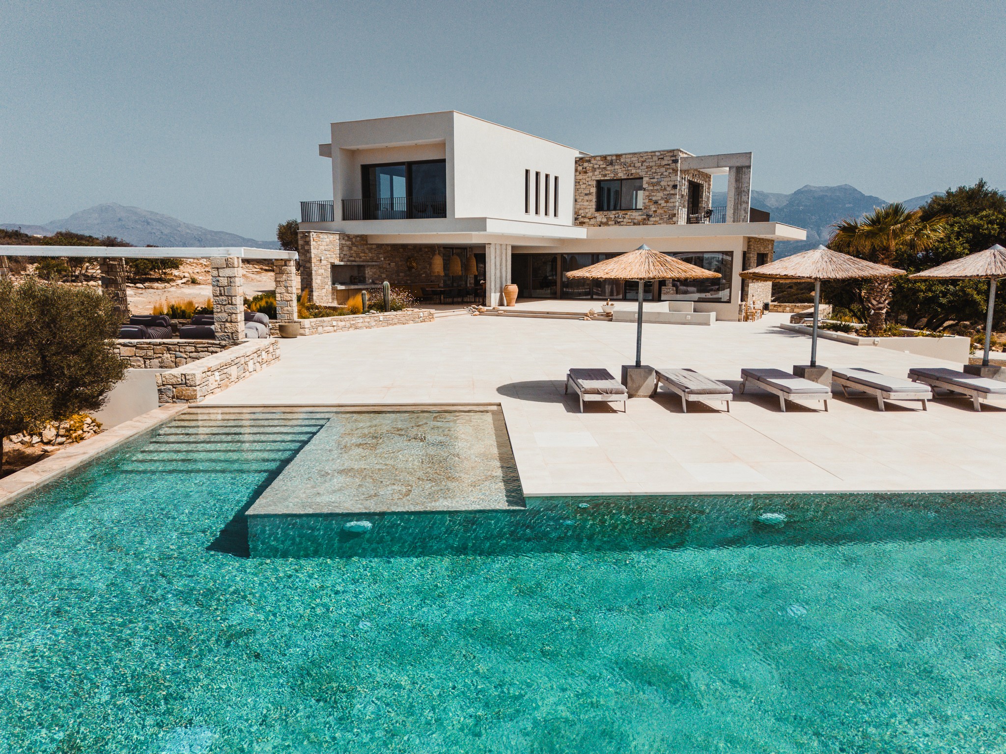 Exklusive Luxusvilla auf Kreta mit Infinity-Pool und modernem Design – Lala House Kreta, Griechenland