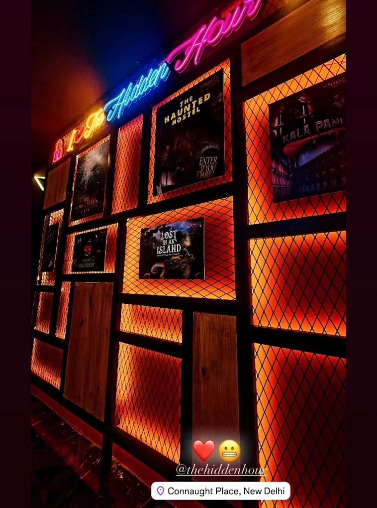 Wall panel_lights_enchancing_the_mystery_escape_game_experience