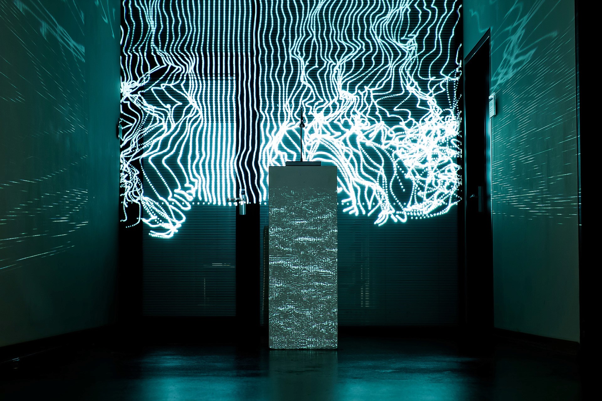 moodex - interactive projection mapping performance