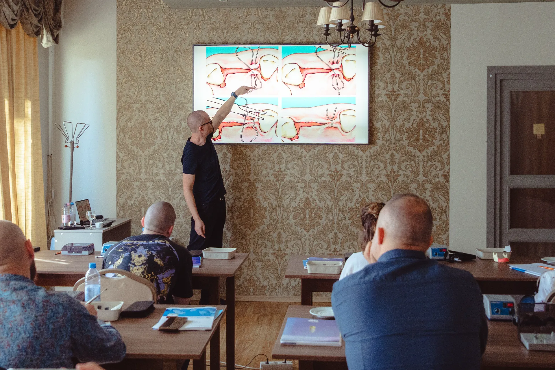 Fogászati Képzések - Kivehető protézistől a fix pótlásig - PraxEvents