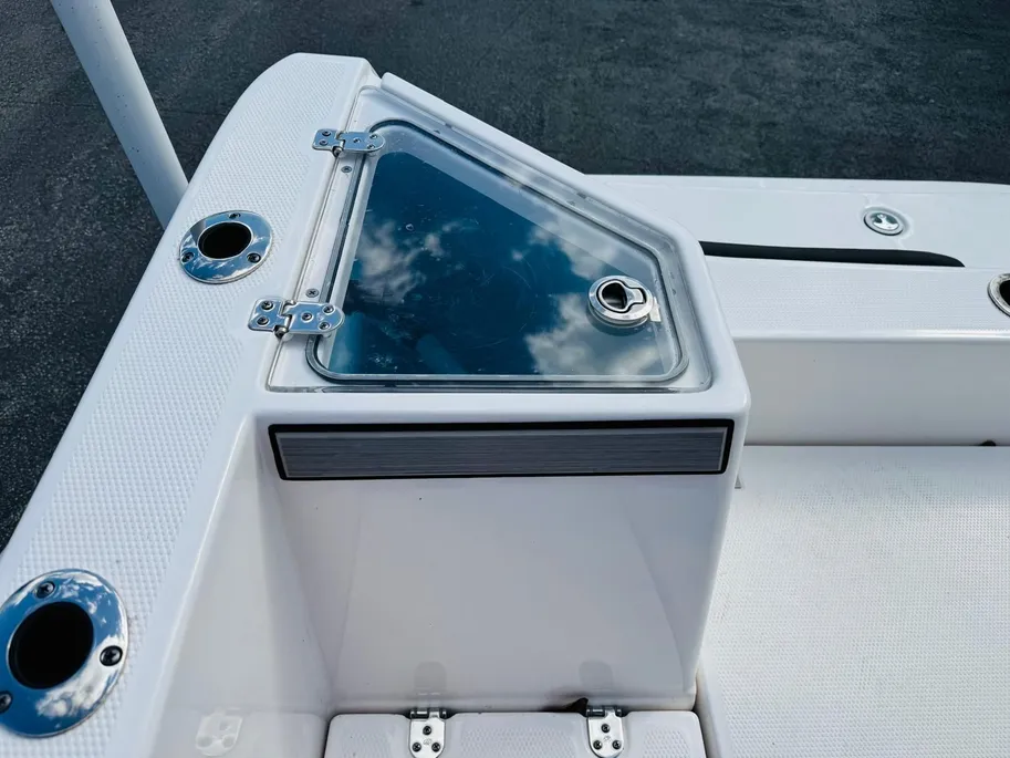 Boat thumbnail 2
