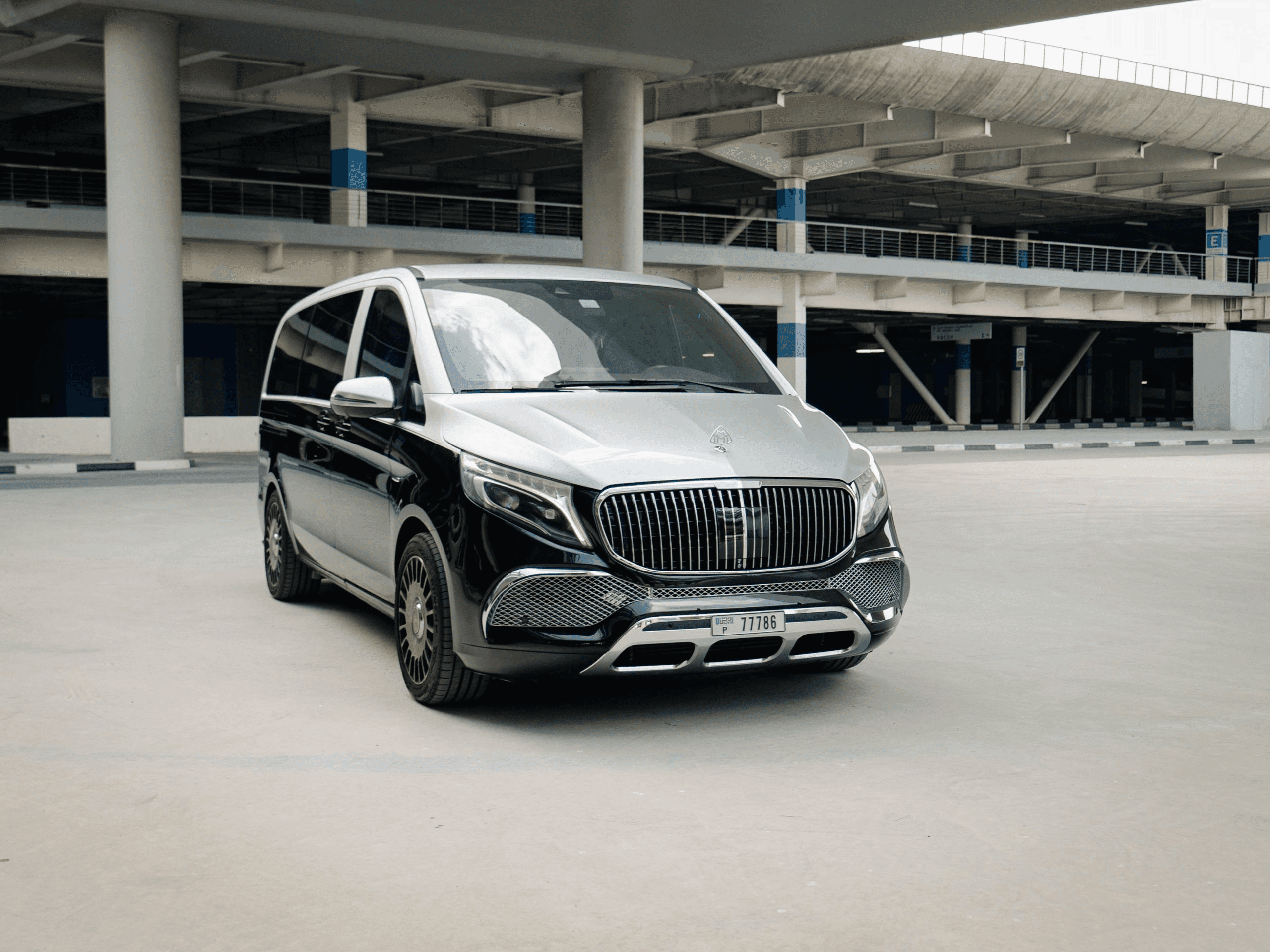 Mercedes Benz Mayback Van