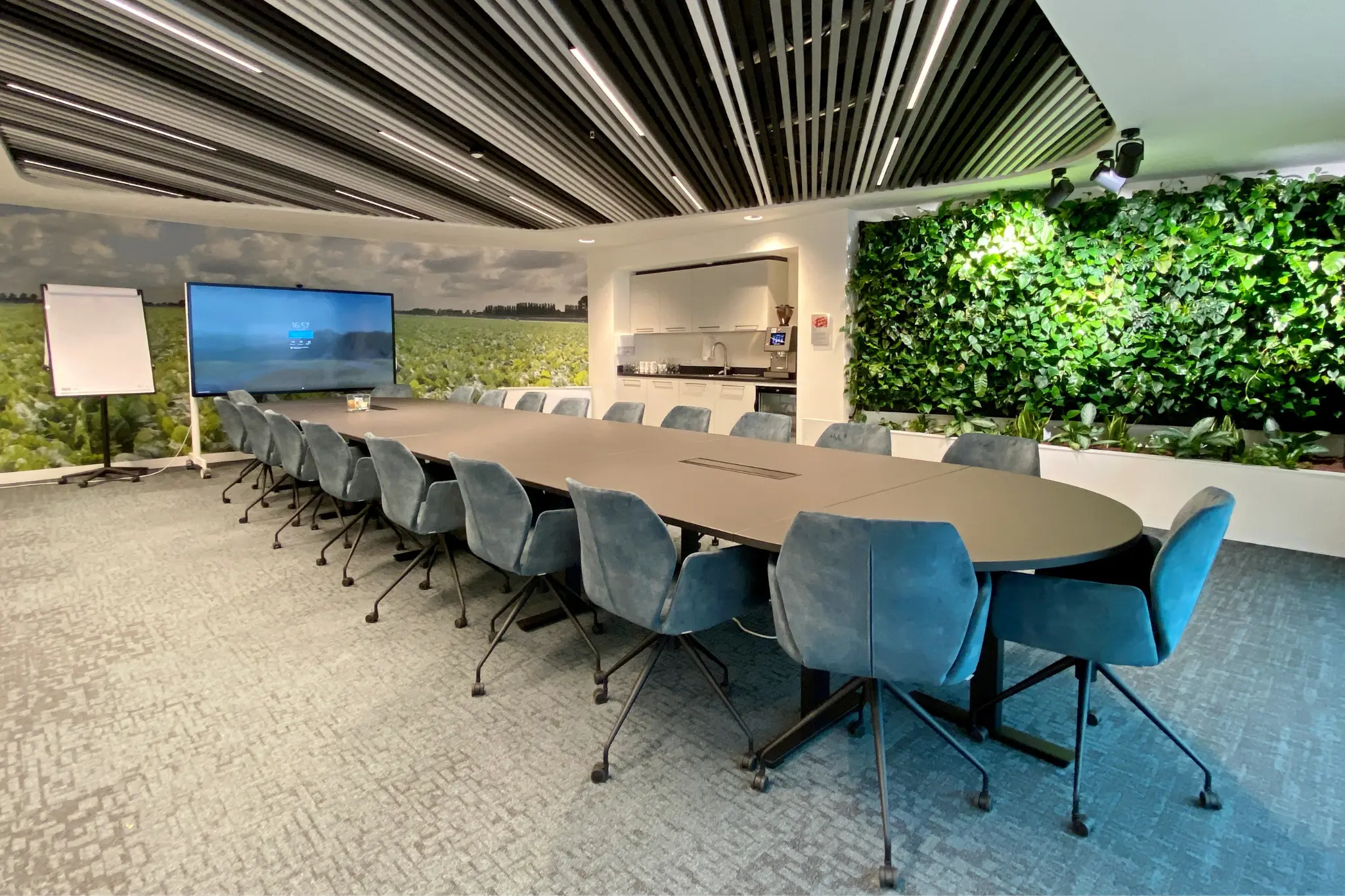 Nieuwe kantoorinrichting Bavinckhouse door Perla