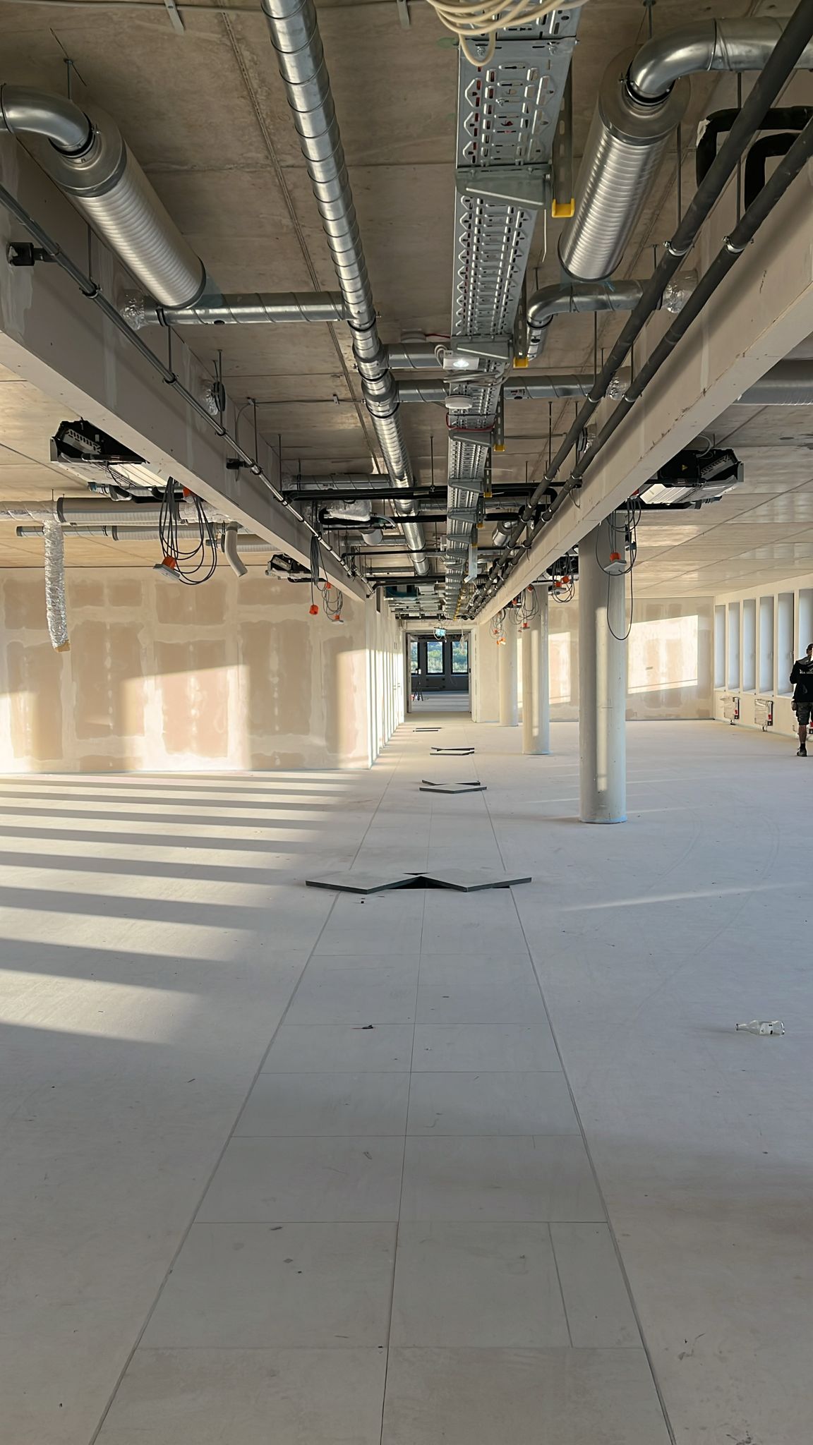 Scientist in laboratorium