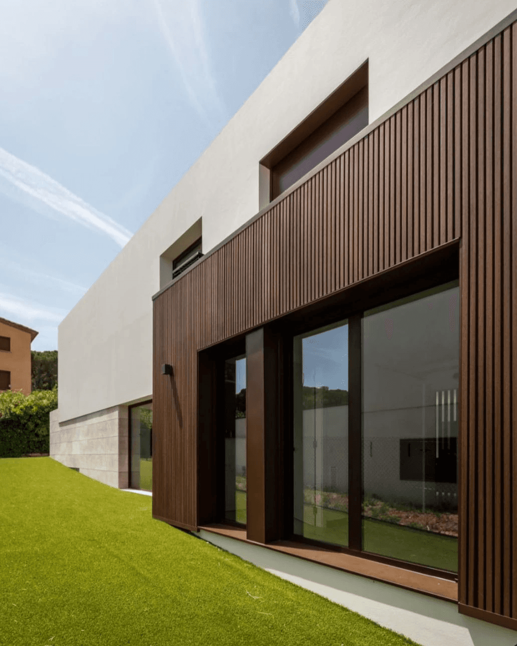 Piso SPC instalado en ambiente moderno.