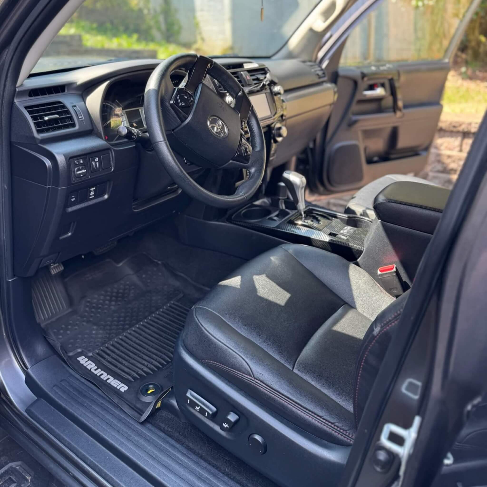 Interior Detail and Carpet Shampoo mobile detailing service