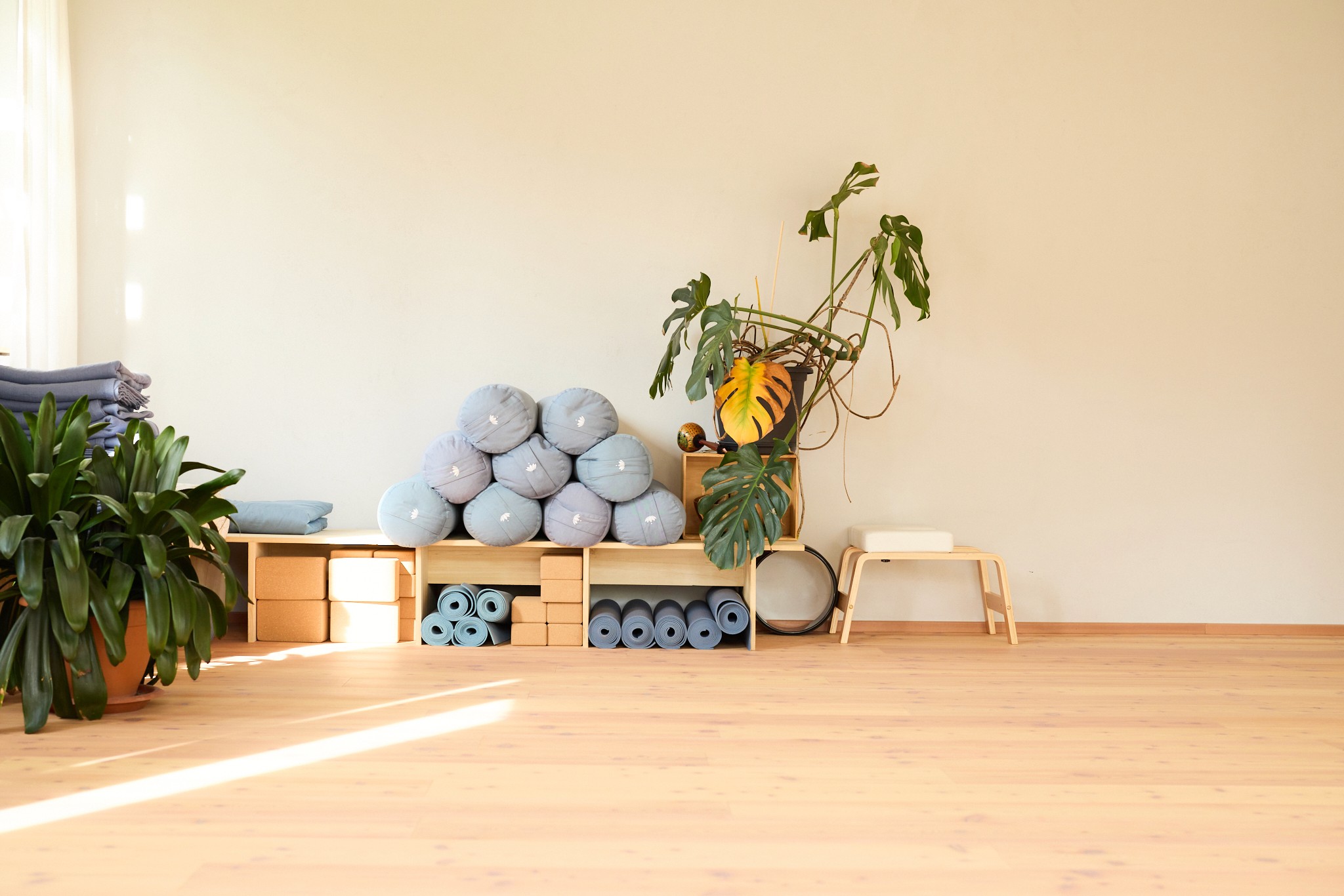 industrial style restaurant