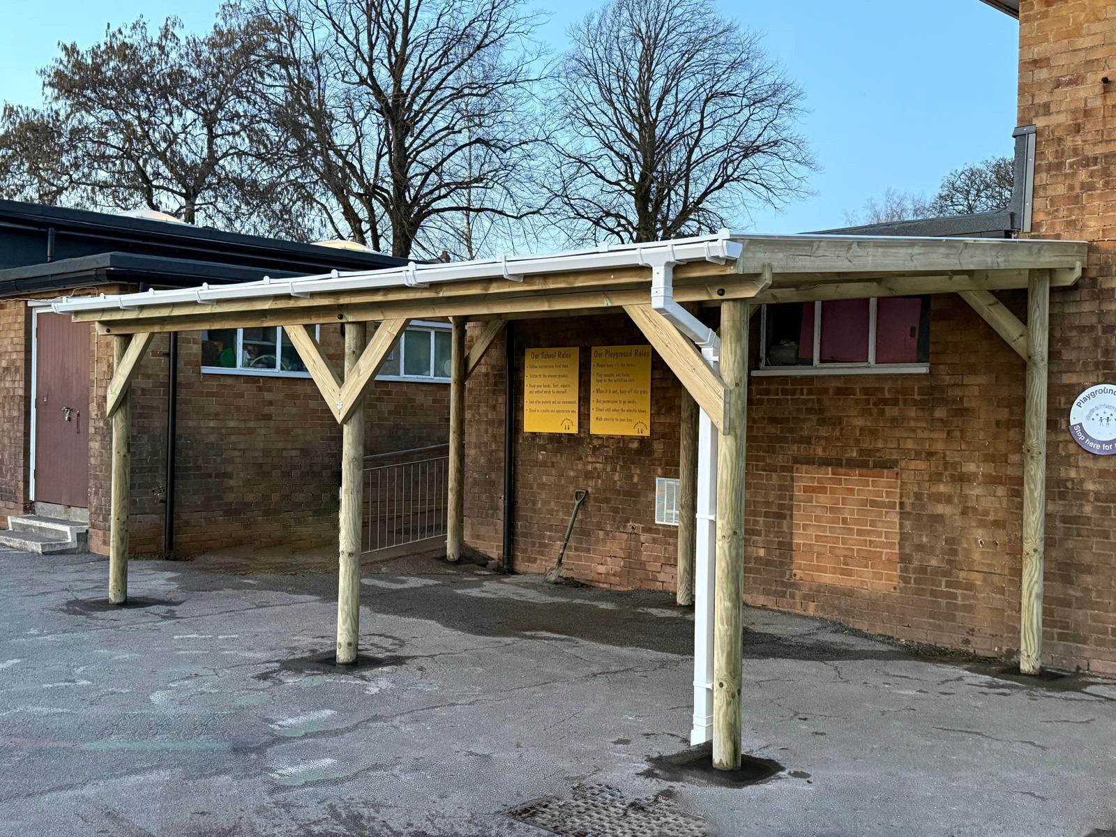 Glasllwch Playground Shelter