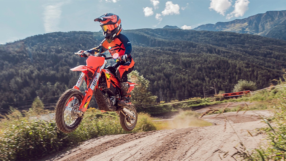 image of Motorcycle designer rouv design studio ktm kiska e3 E5 gasgas husqvarna off road electric motocross bike