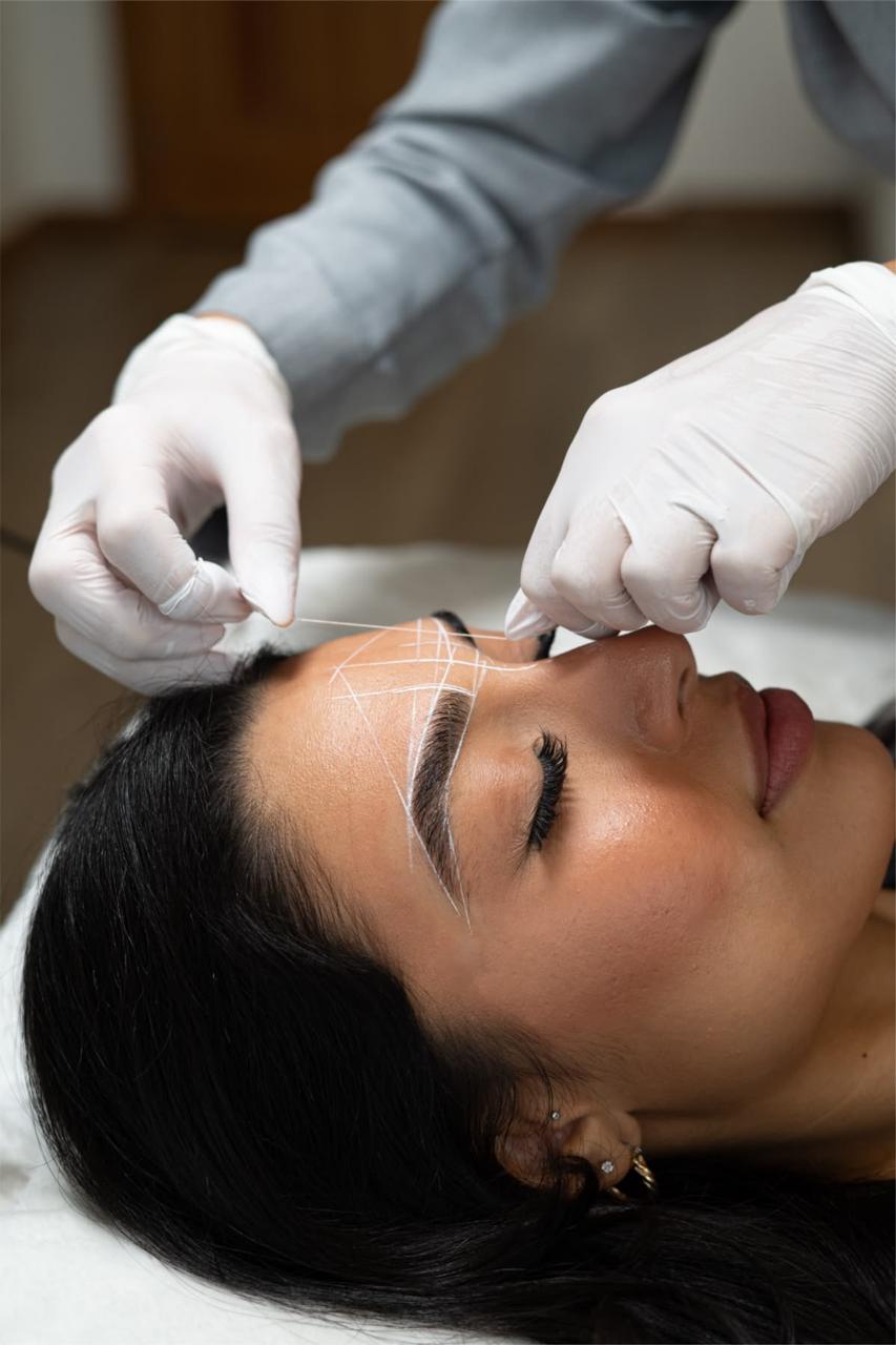 Servicio de brows y lifting realizado en Koko Beauty Studio Córdoba