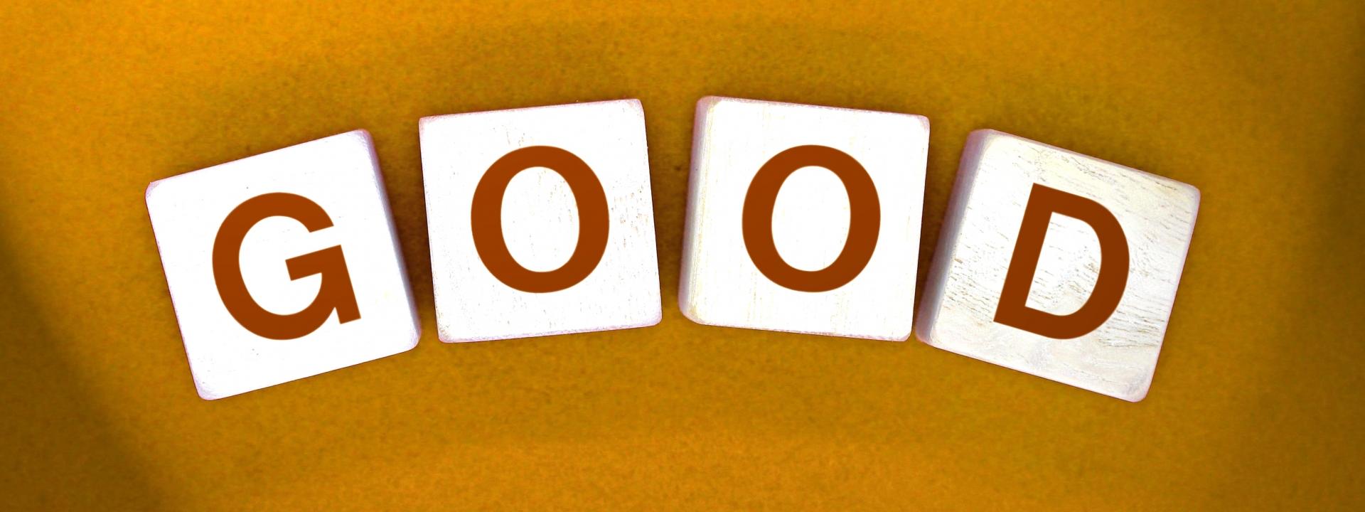 Goodと書かれた木のブロック