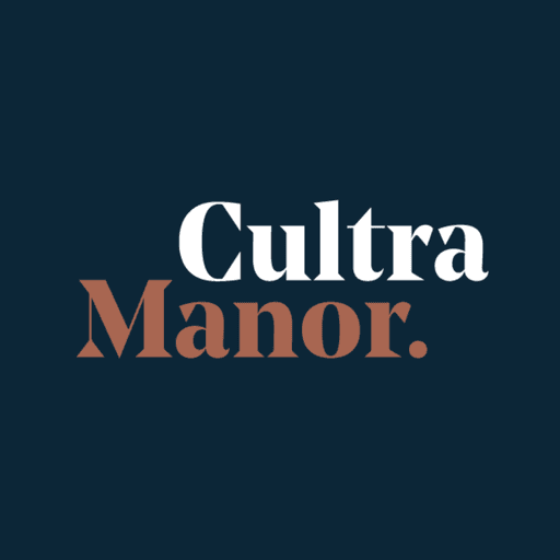 Cultra Manor Logo