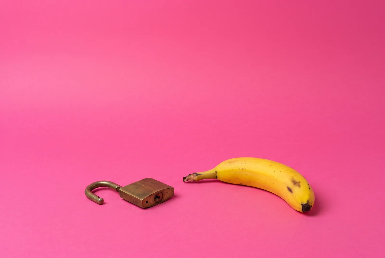 An open padlock beside a banana that slipped free, what real users say about BlockerX