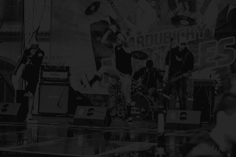 BU-FU live performance