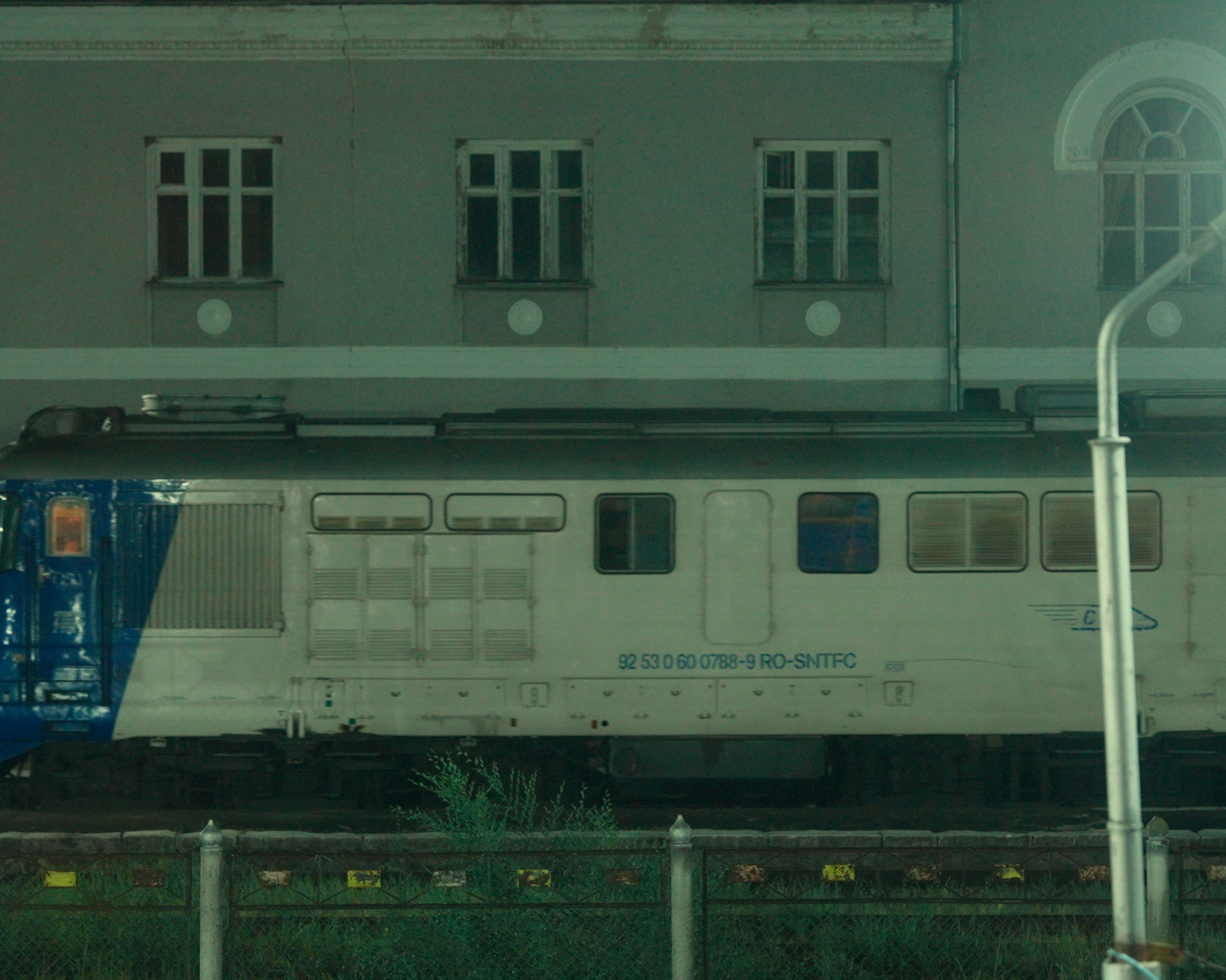 Ungheni station at night