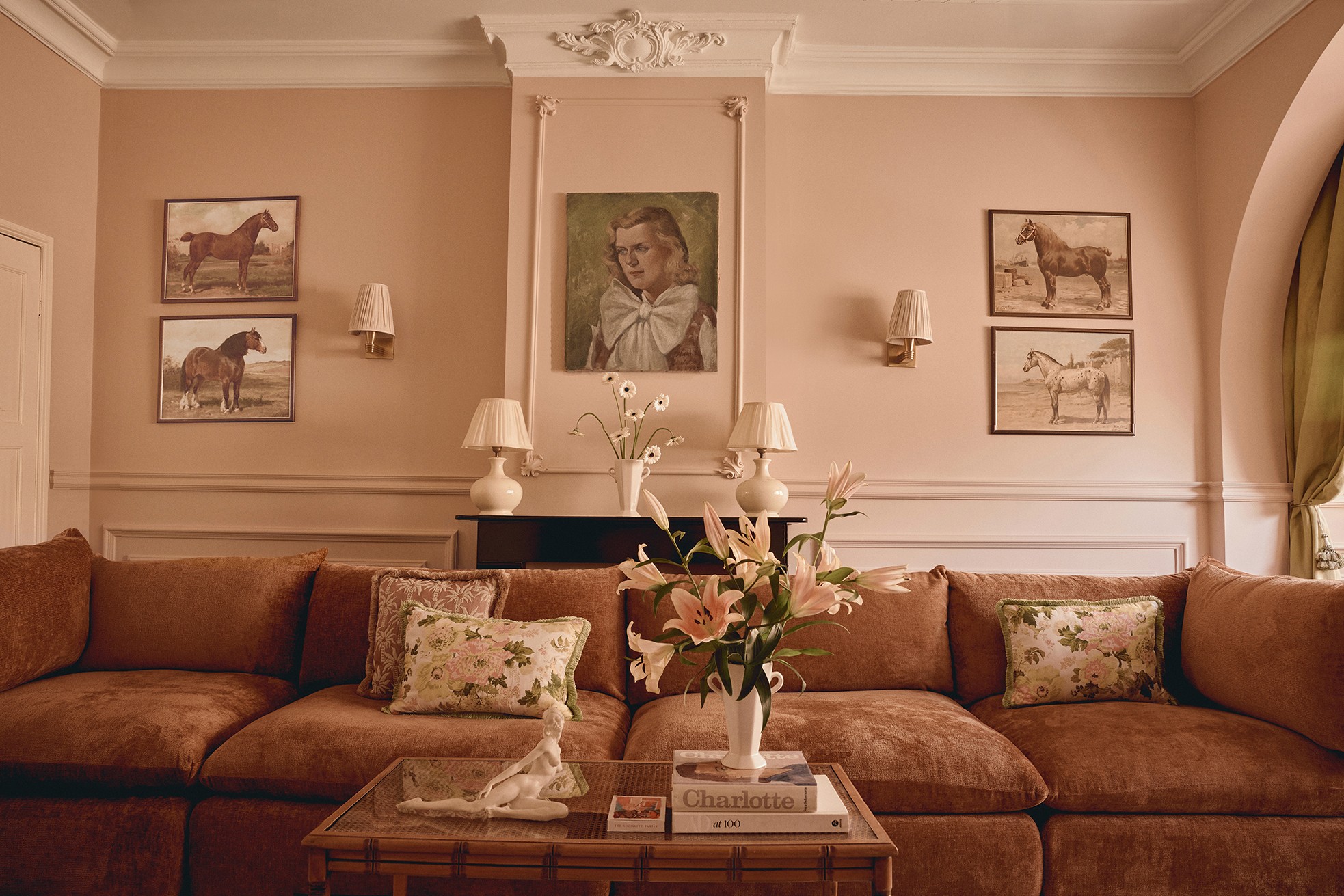 Interieurdesign roze woonkamer