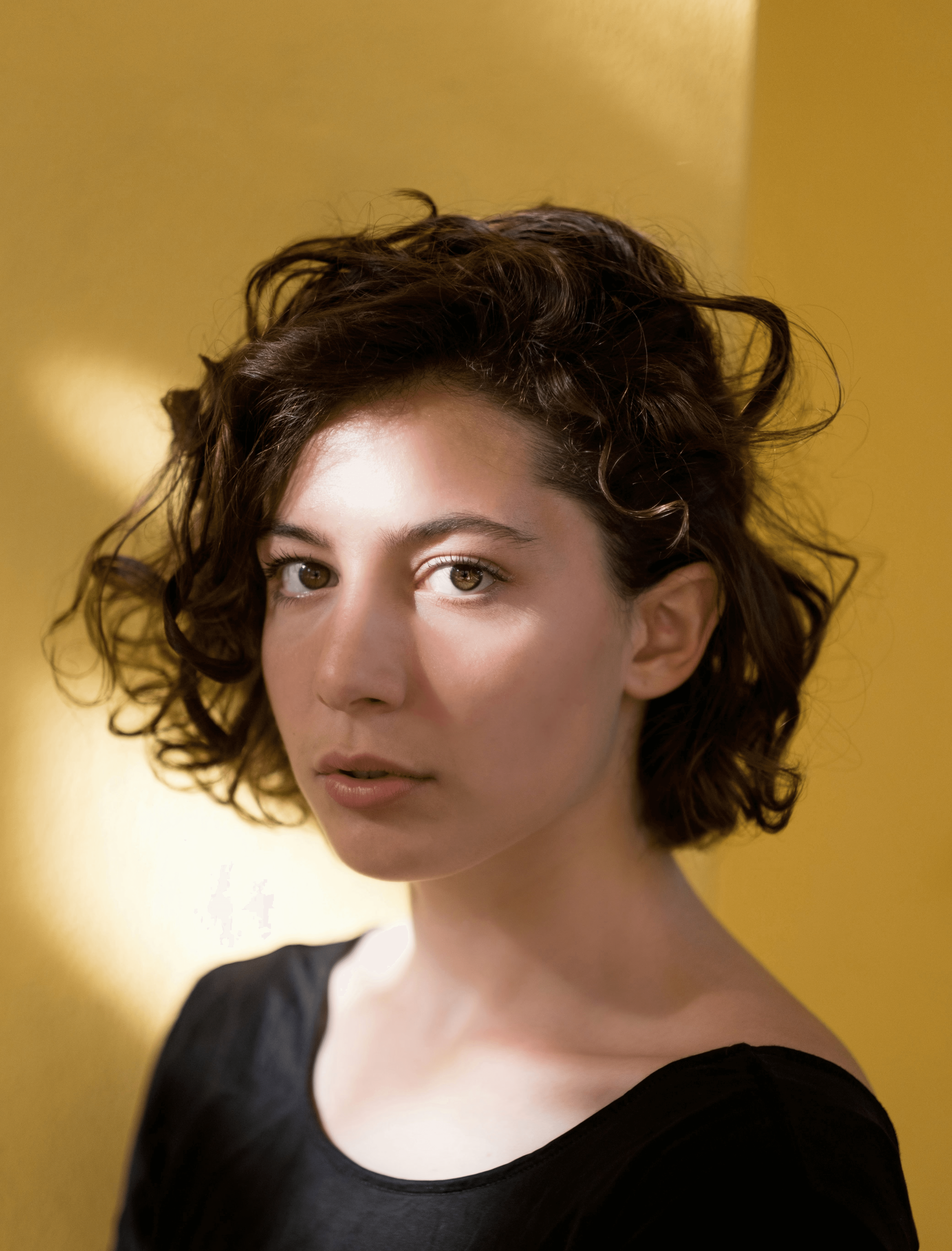 woman in black scoop neck shirt