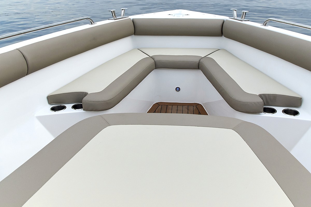 Proa Rodman 33 Offshore
