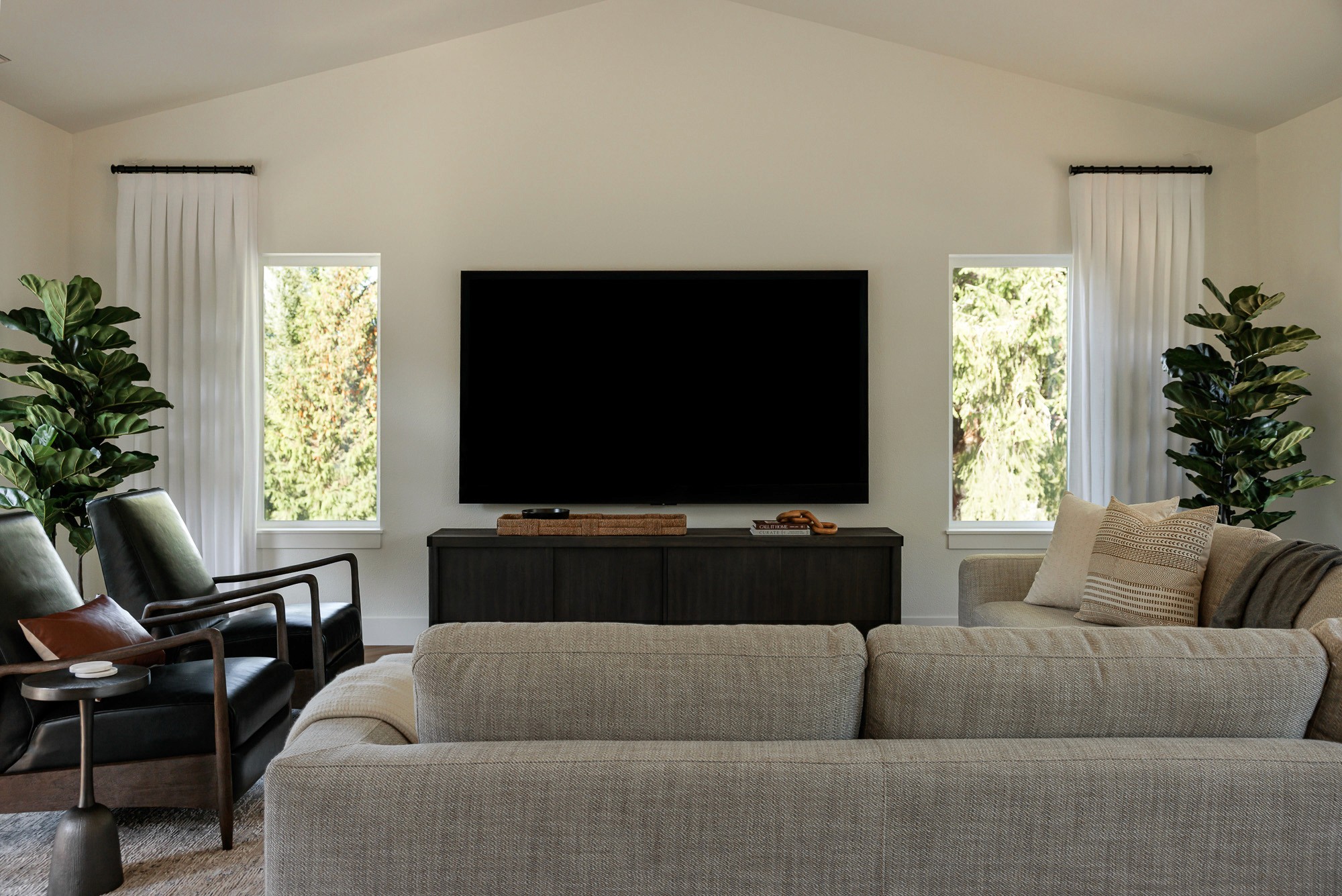 We’re so excited to share details from The Ravensdale House: Game Room — one of our favorite interior design + remodeling projects in Ravensdale, Washington. 