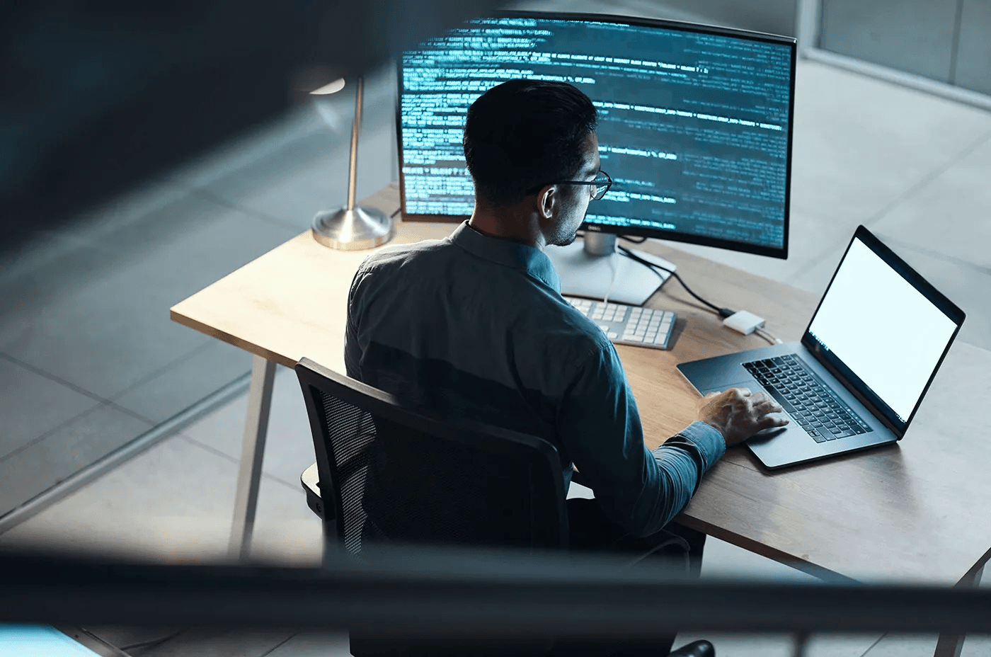 find a dev - How to Hire a Web Developer