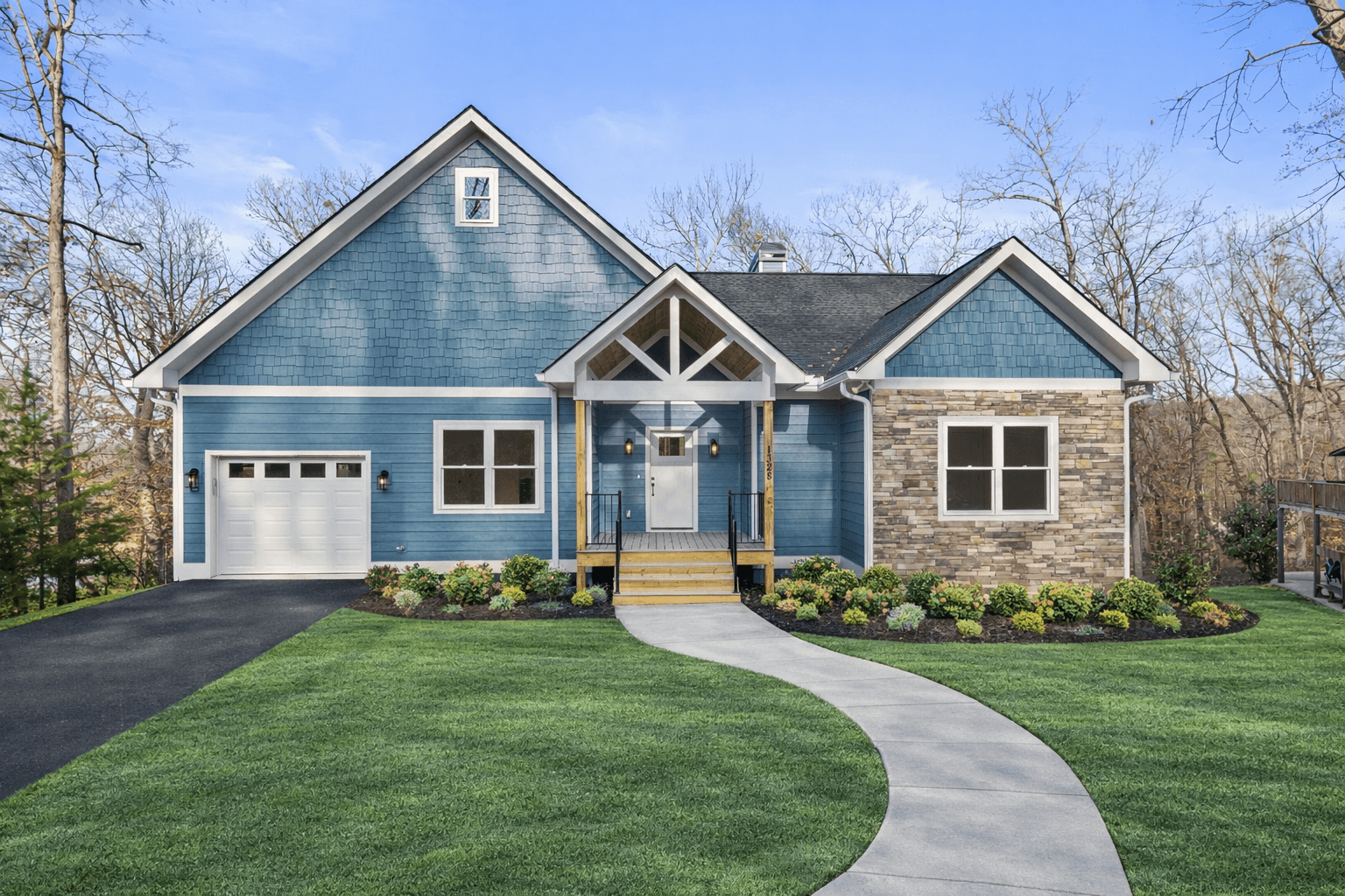 2 bedroom, 2 bathroom custom home in GA,TN,NC, and SC