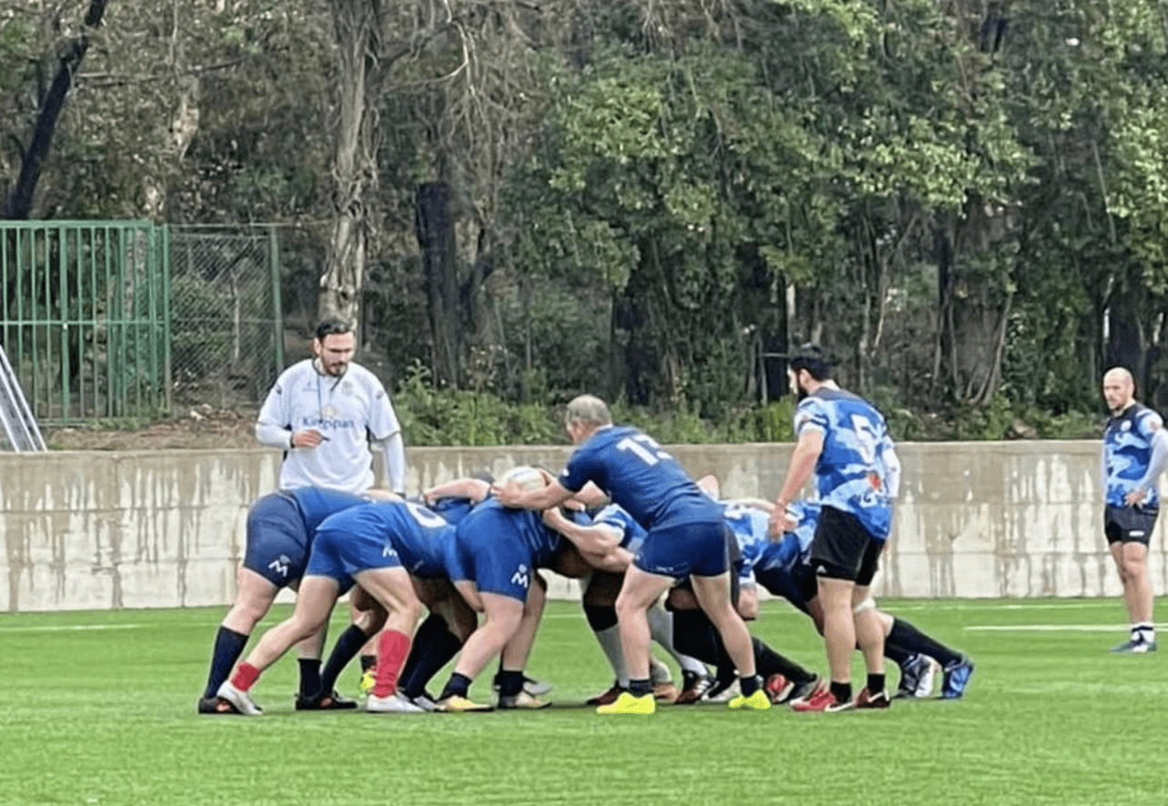 rugby players in scrum