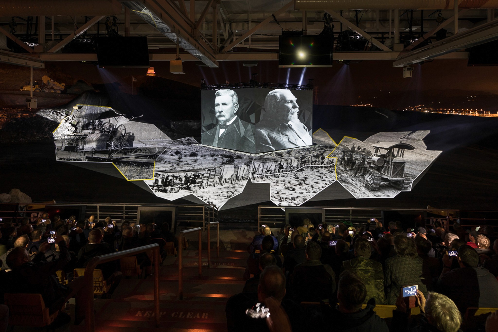 Caterpillar - augmented architecture projection mapping