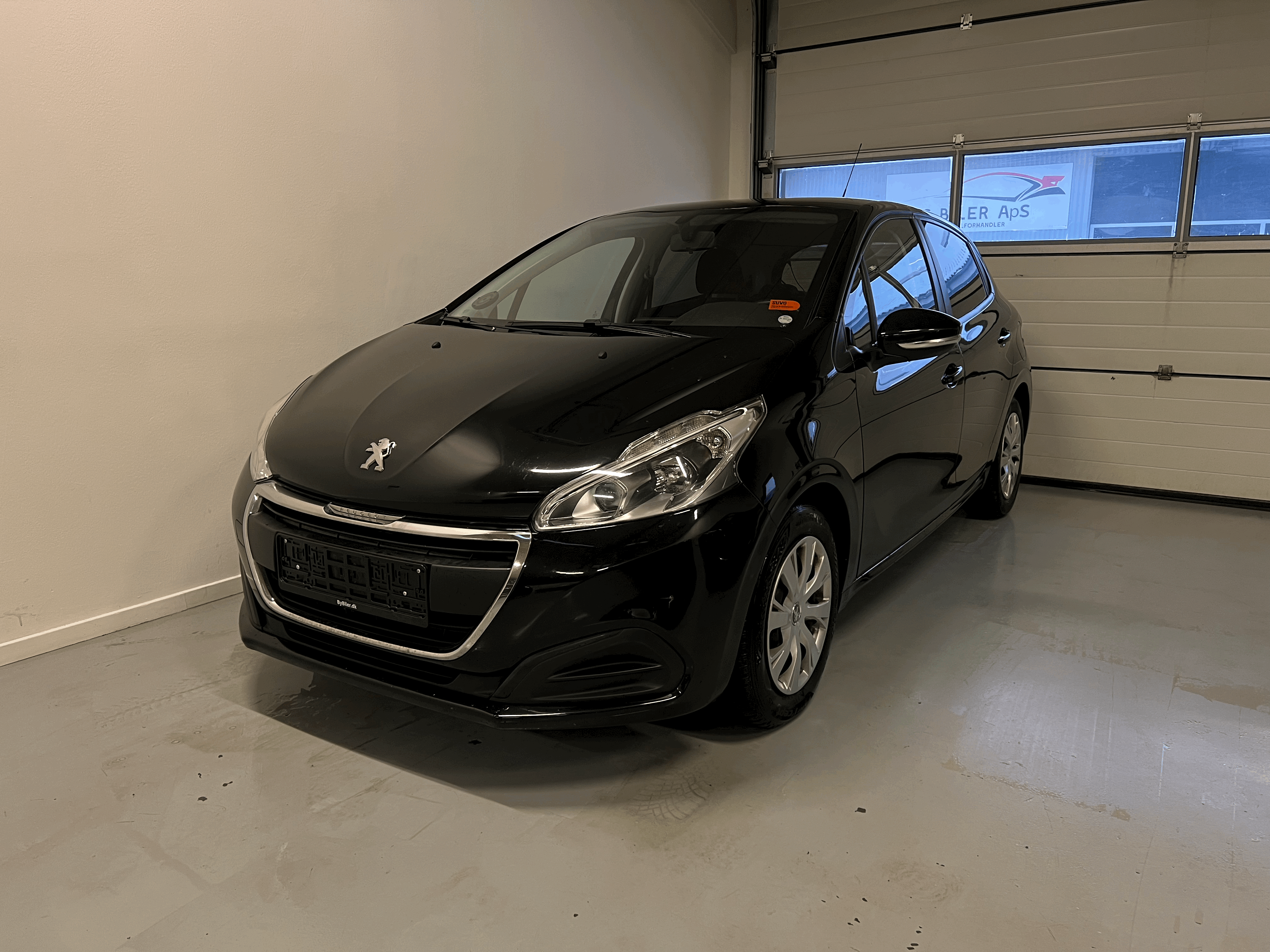 Mini-klasse udlejningsbil hos ByBiler – Kia Rio, Renault Clio, Peugeot 208