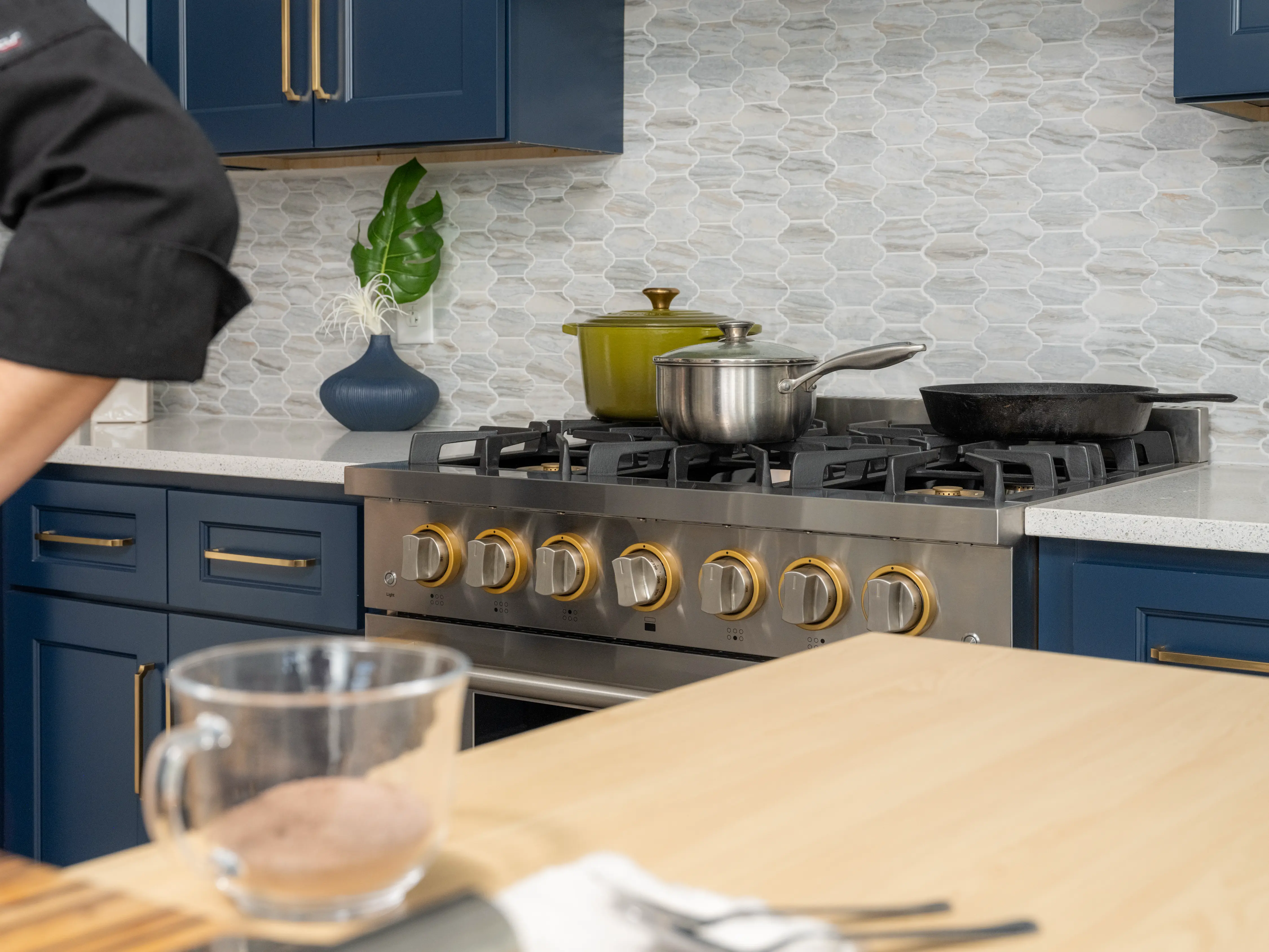 Triwork studios Grandeur Home