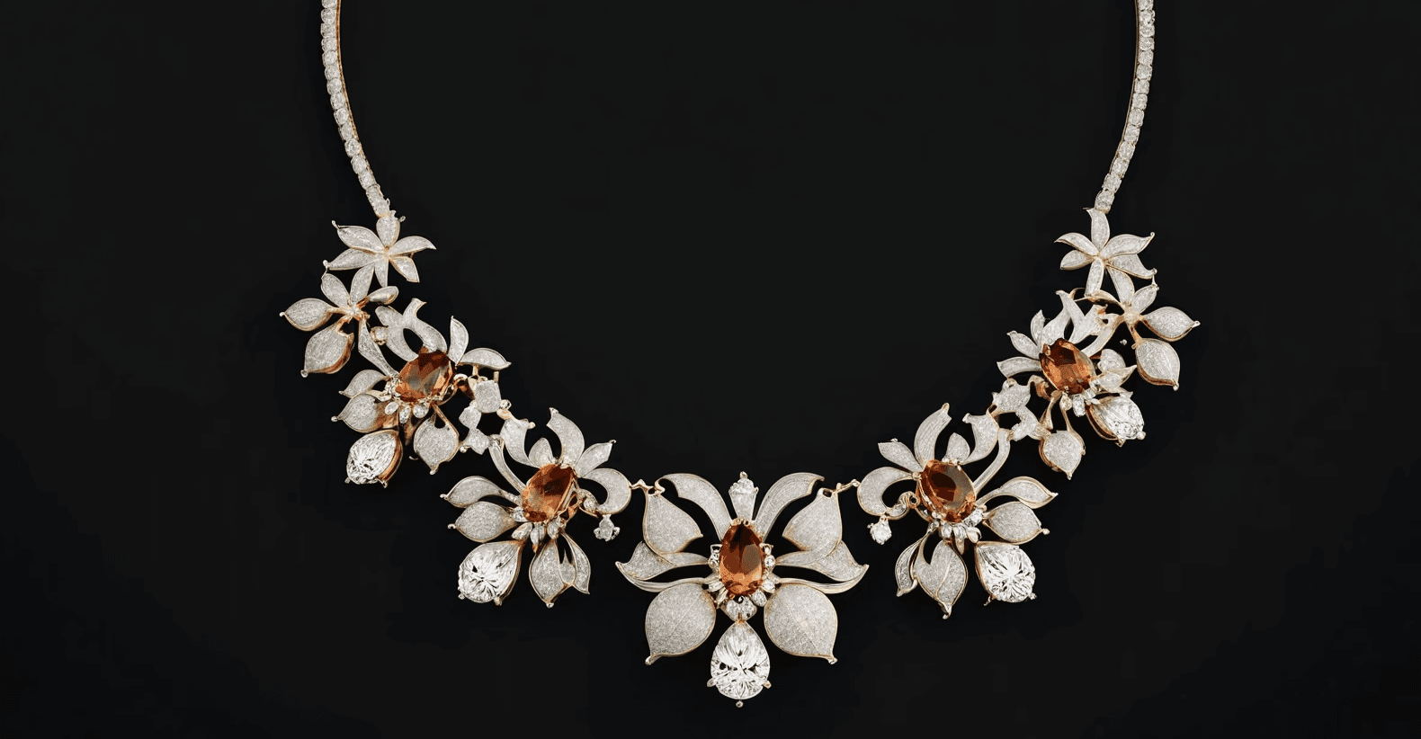 Jewelry Design Consultants - Garment Design - Savart Agency