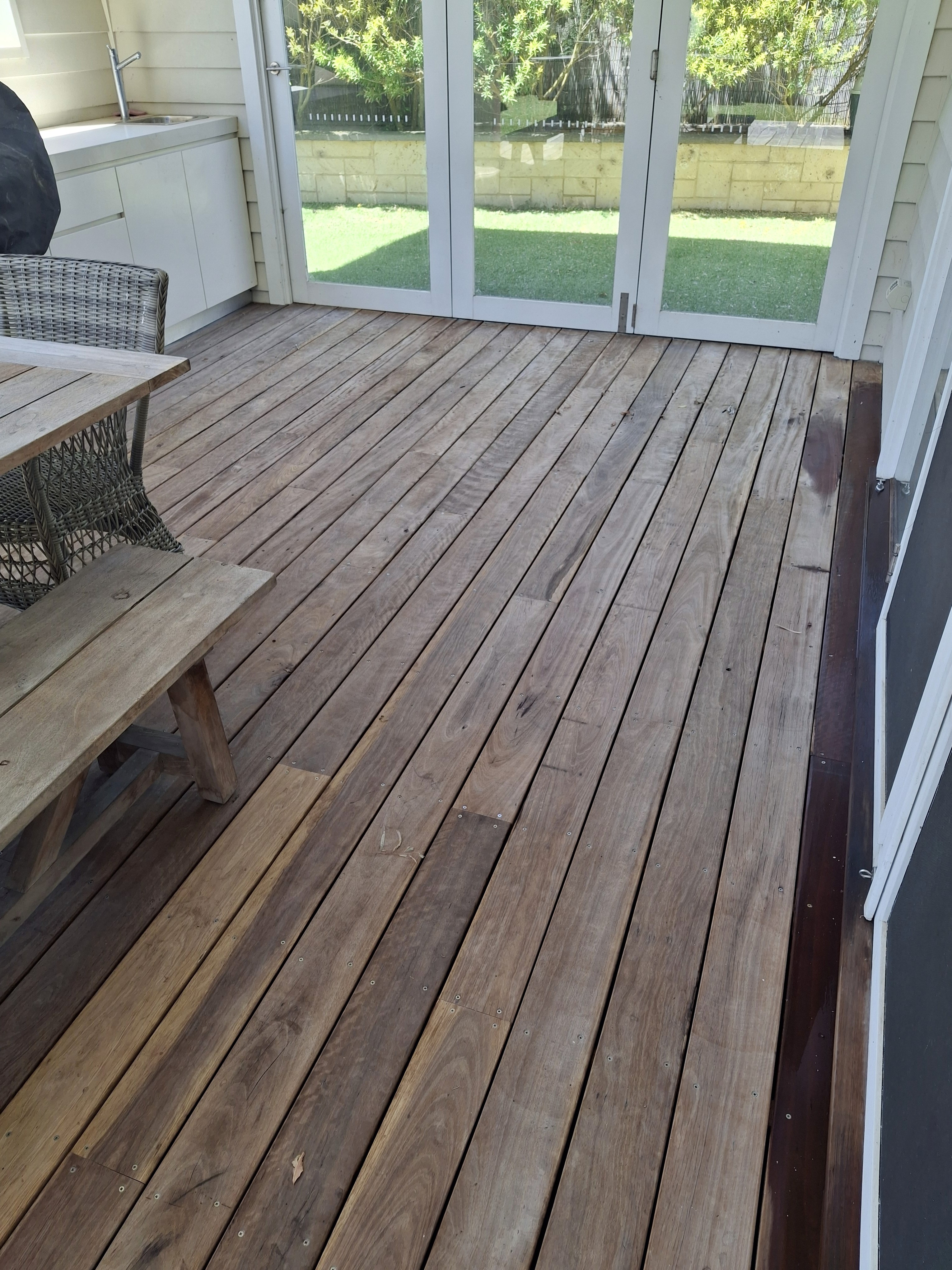 Dazzle Logo with sign vertical