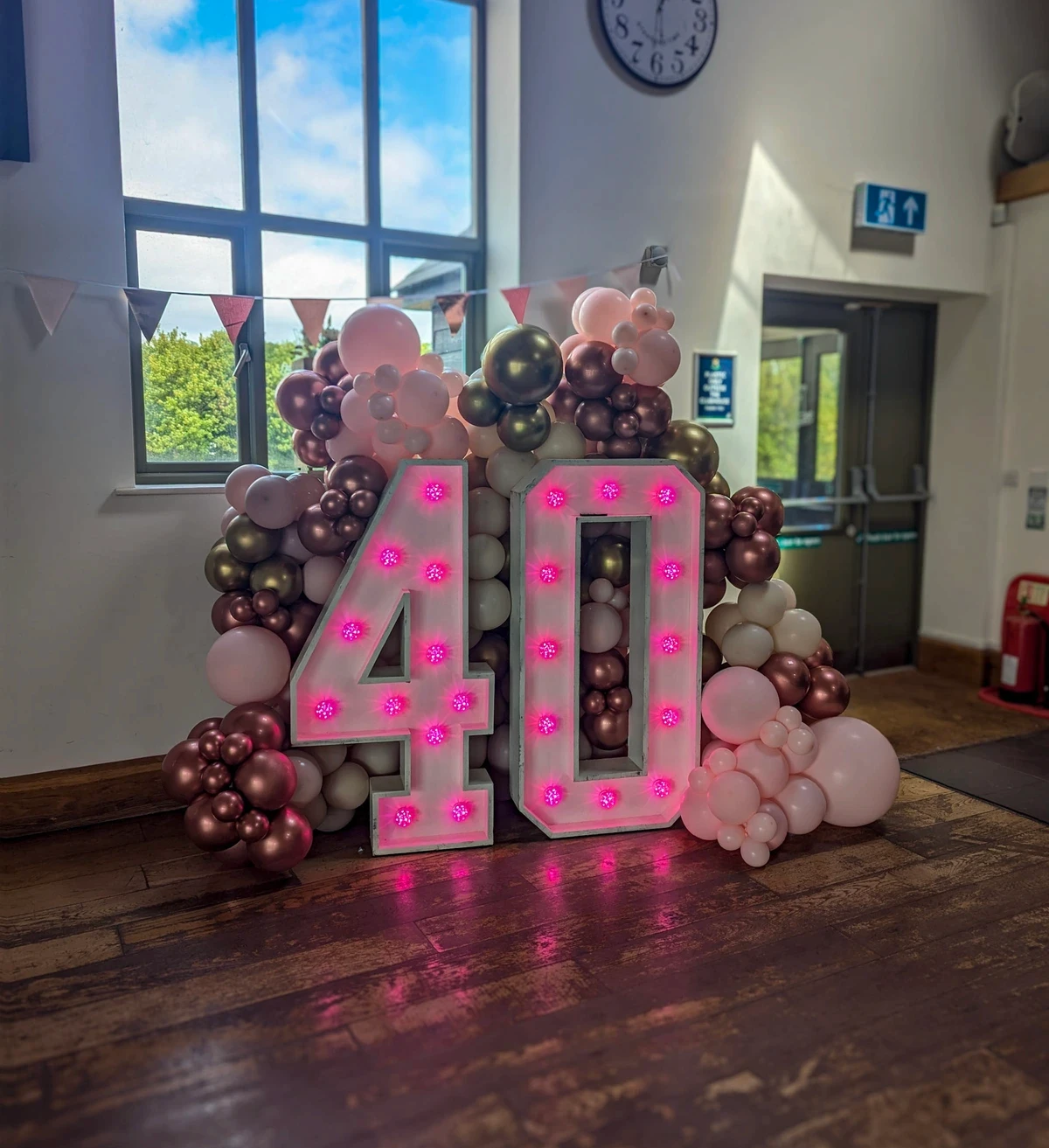 40th light up numbers in Surrey