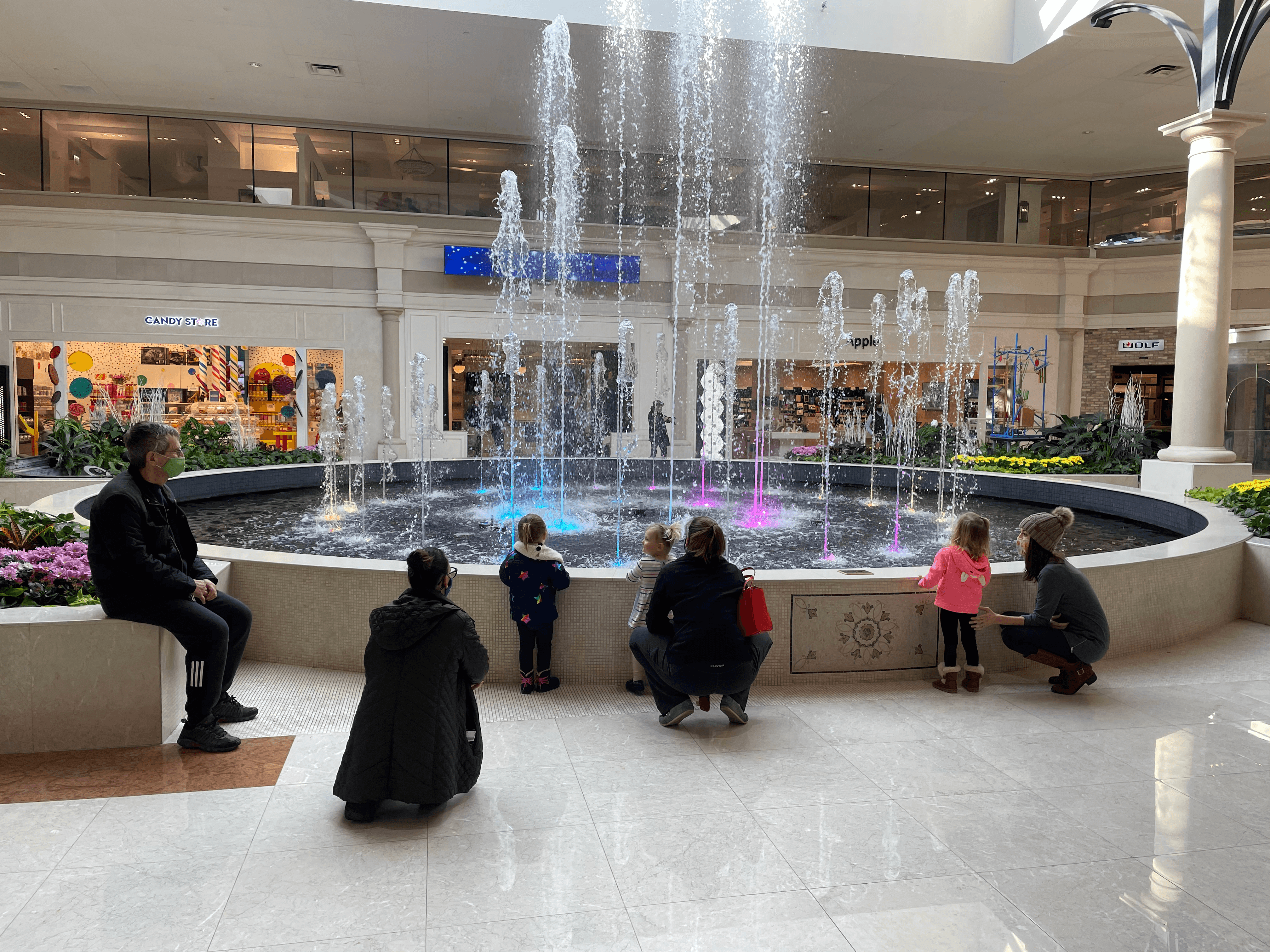 animated show fountain display