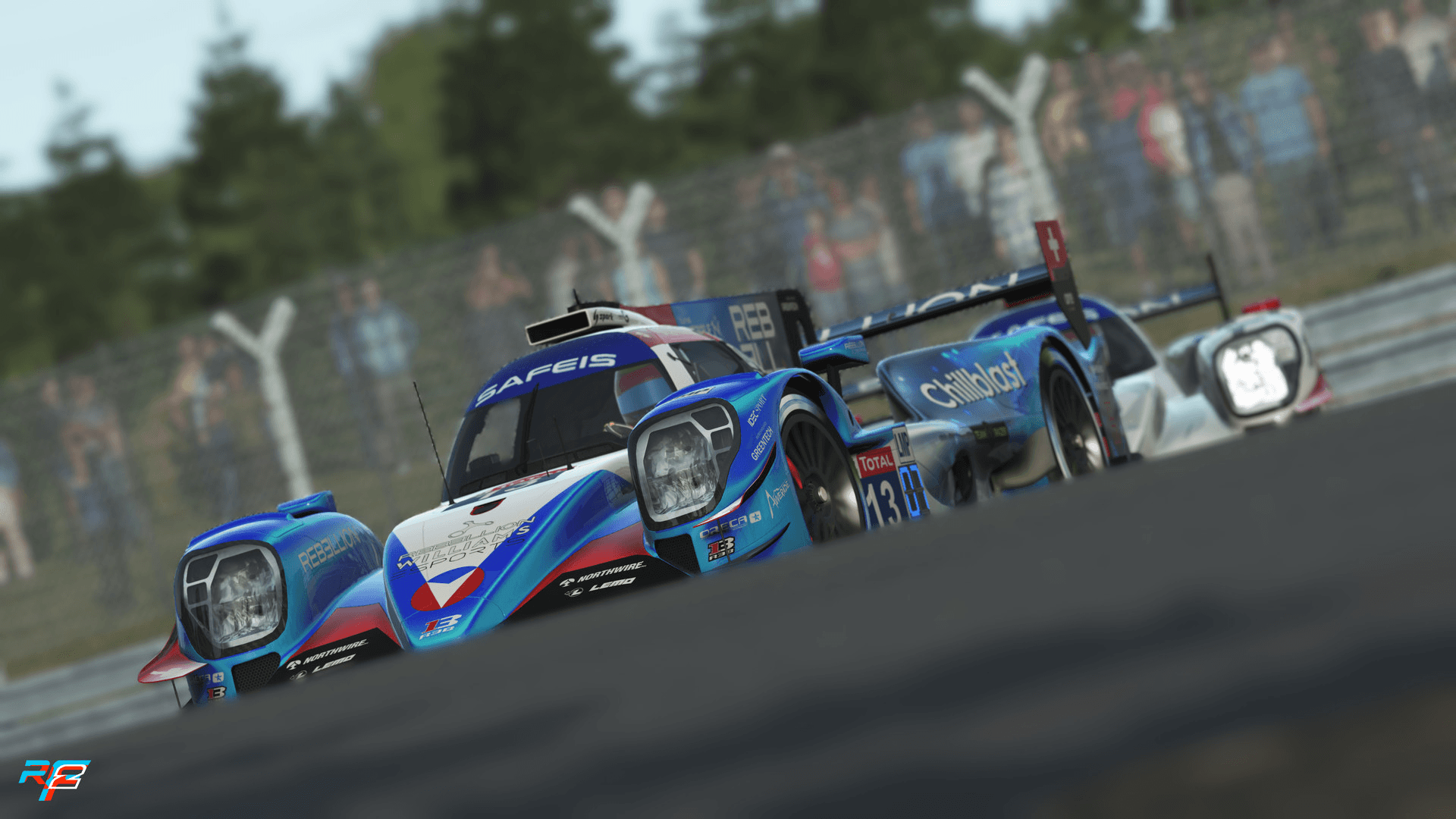prototypes racing on track in rfactor 2